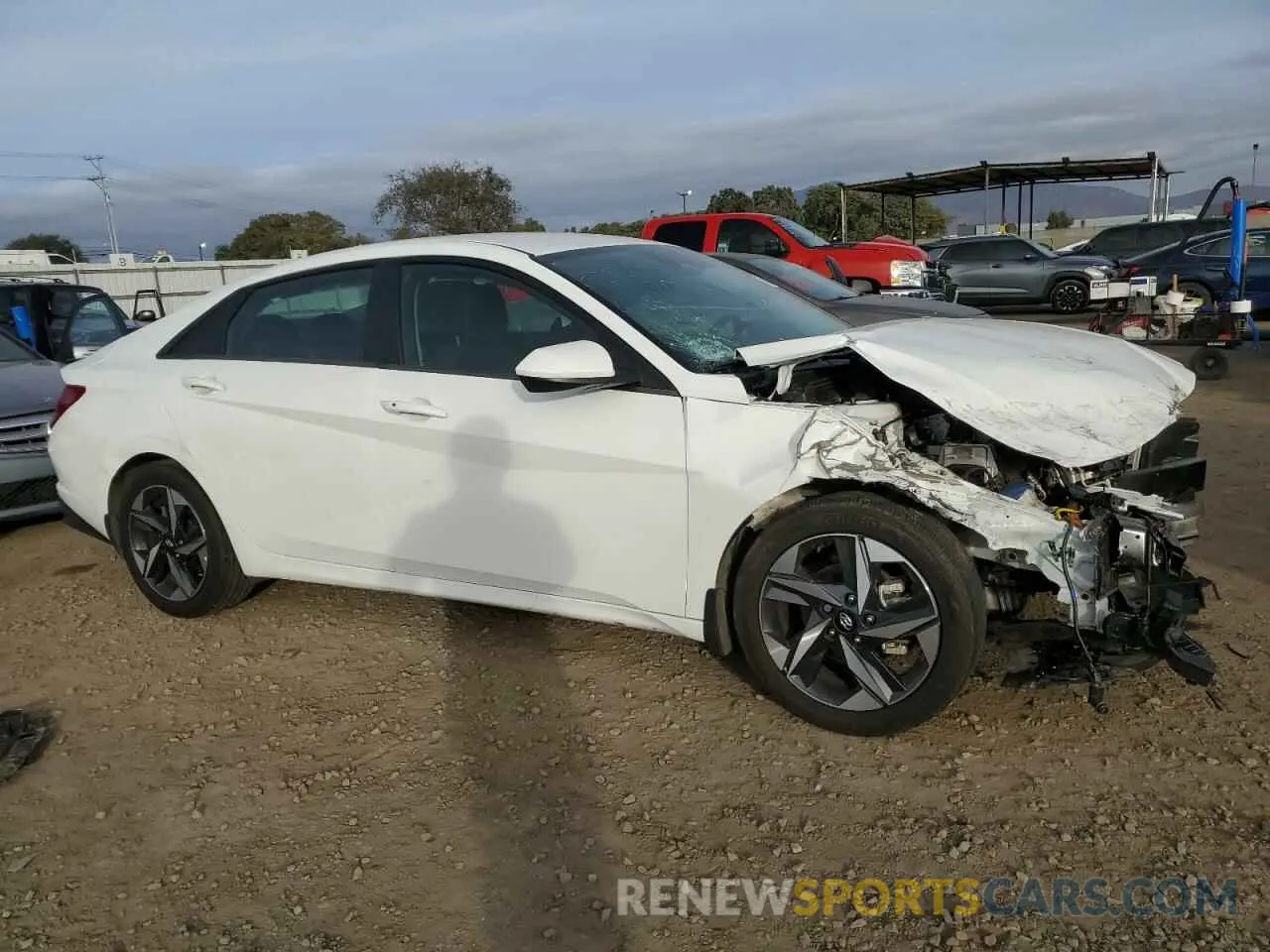 4 Photograph of a damaged car 5NPLS4AG2PH107249 HYUNDAI ELANTRA 2023
