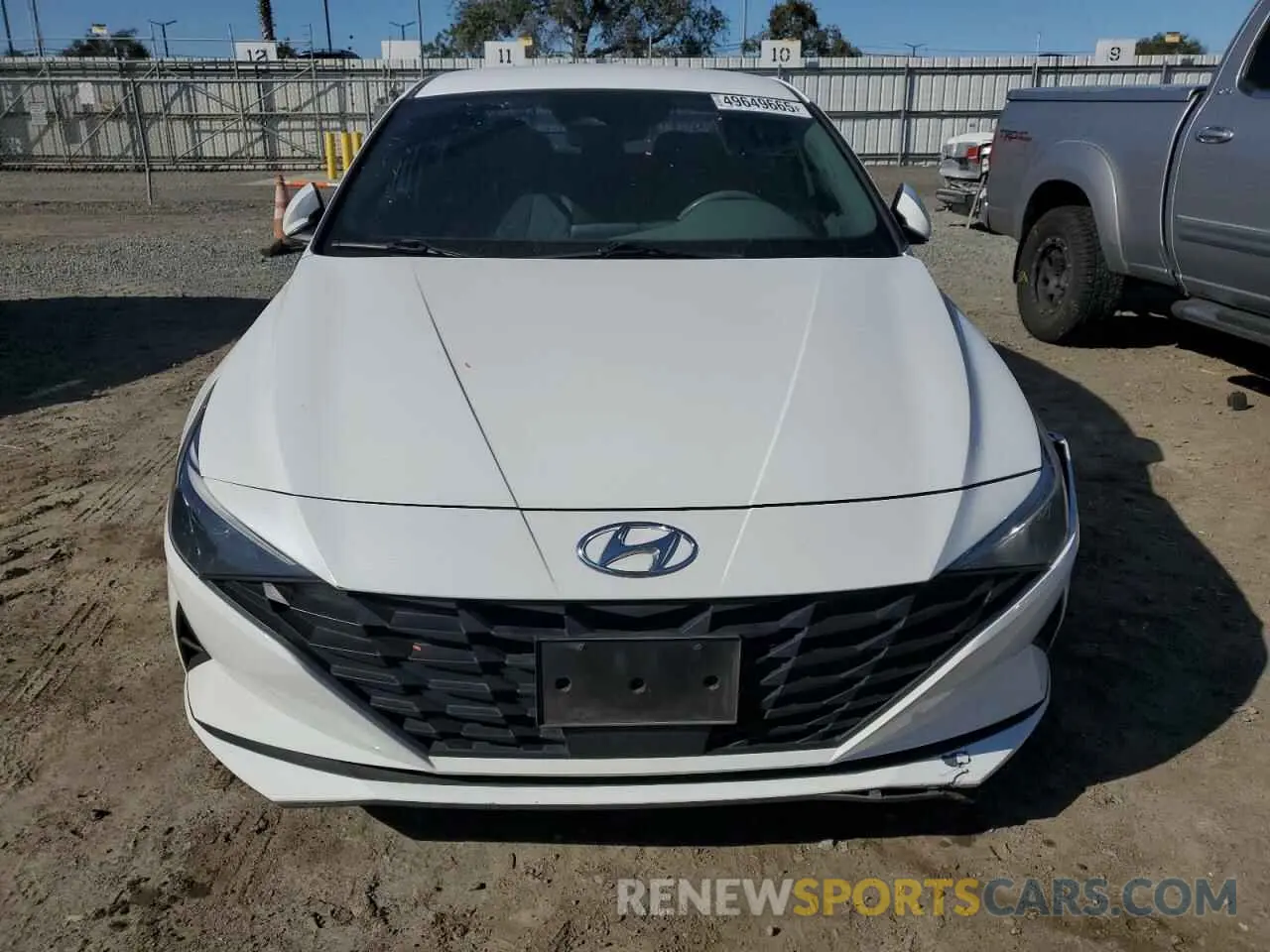 5 Photograph of a damaged car 5NPLS4AG3PH097749 HYUNDAI ELANTRA 2023