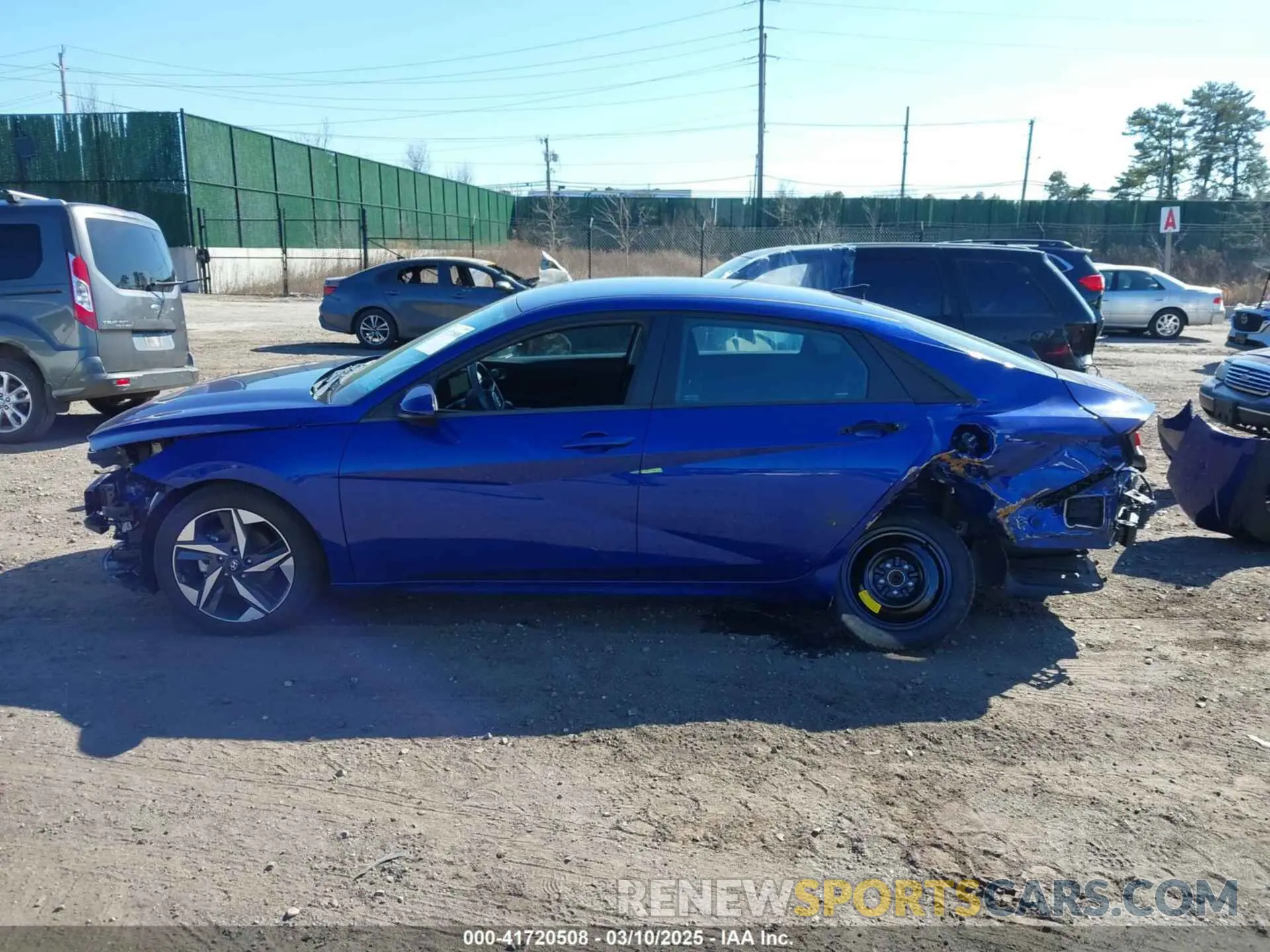 14 Photograph of a damaged car 5NPLS4AG3PH110029 HYUNDAI ELANTRA 2023