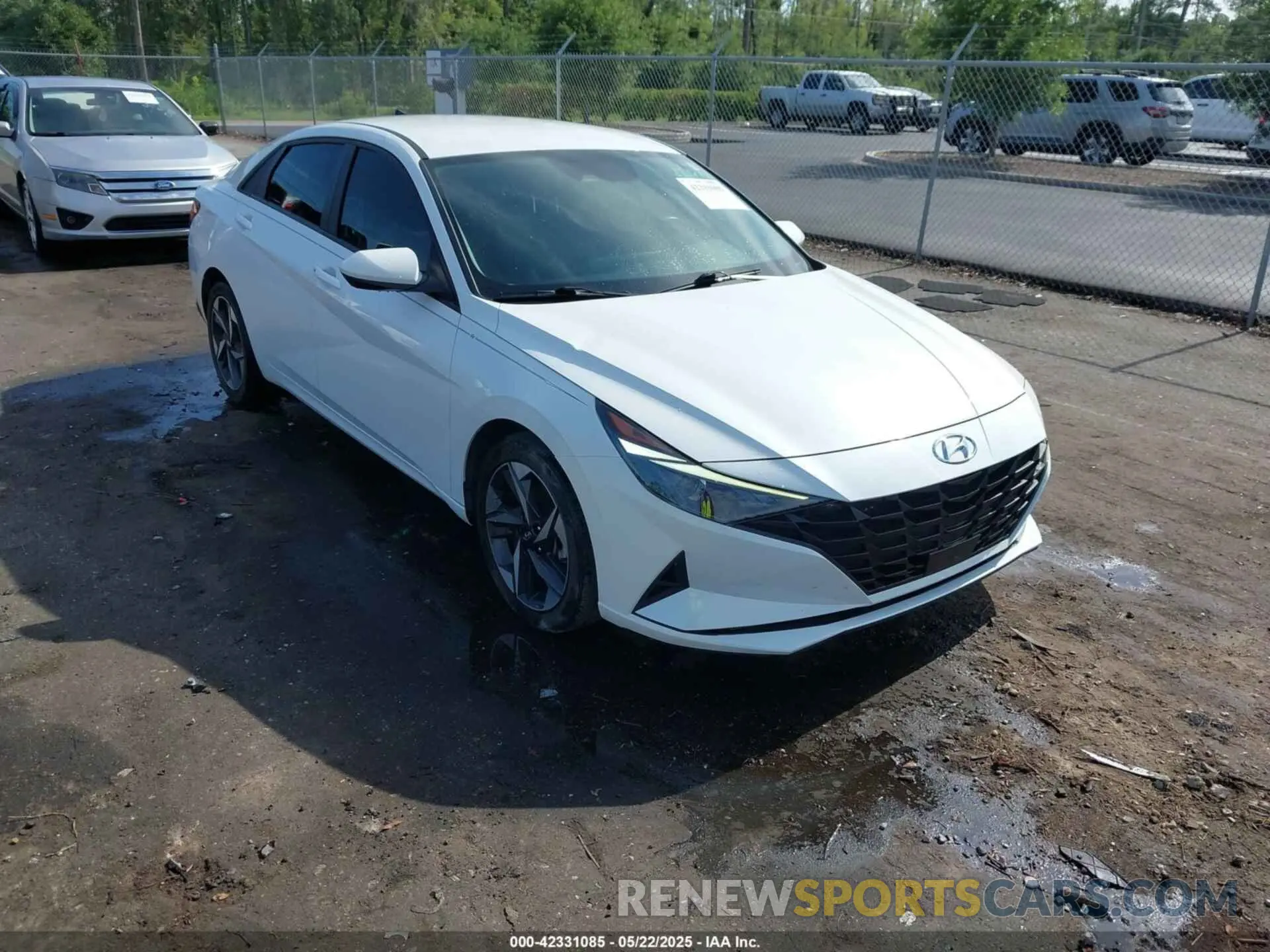1 Photograph of a damaged car 5NPLS4AG5PH088017 HYUNDAI ELANTRA 2023