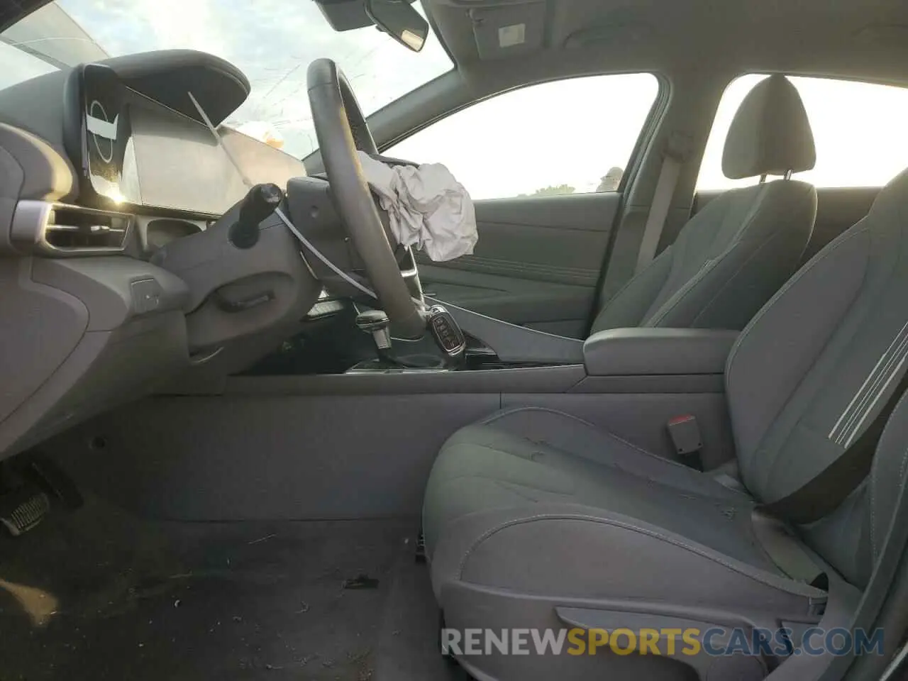 7 Photograph of a damaged car 5NPLS4AG6PH099401 HYUNDAI ELANTRA 2023