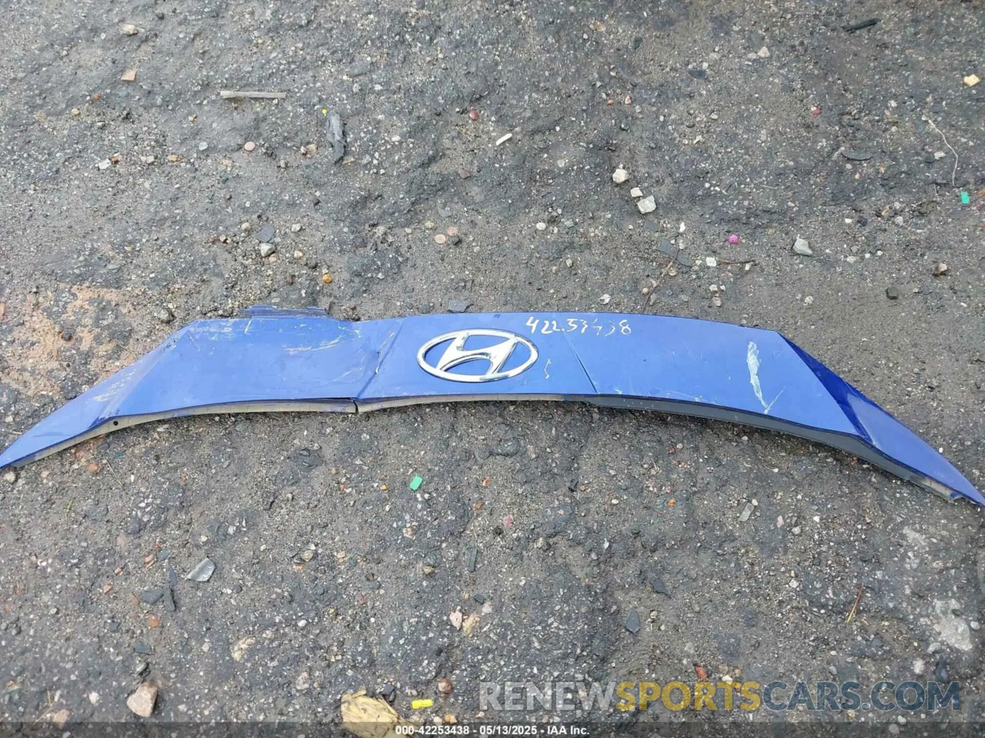 12 Photograph of a damaged car 5NPLS4AG7PH090562 HYUNDAI ELANTRA 2023