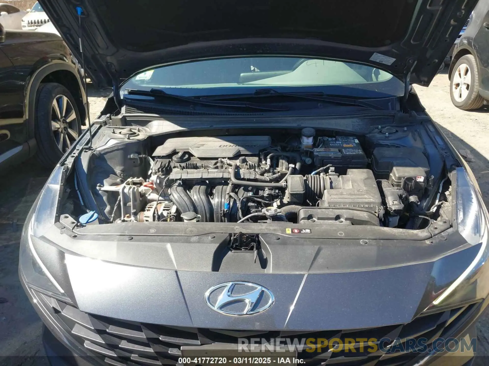 10 Photograph of a damaged car 5NPLS4AG7PH098662 HYUNDAI ELANTRA 2023
