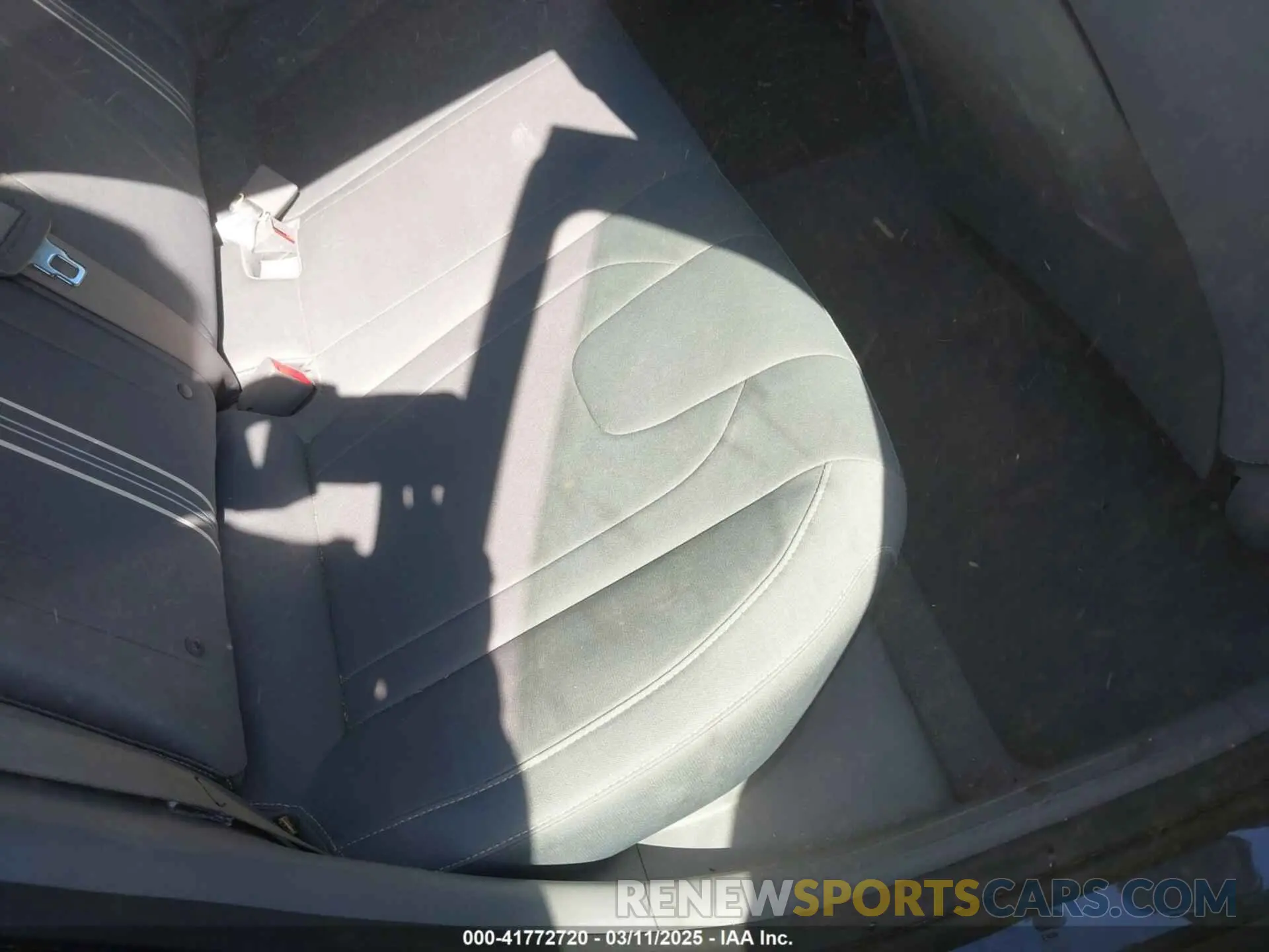 8 Photograph of a damaged car 5NPLS4AG7PH098662 HYUNDAI ELANTRA 2023
