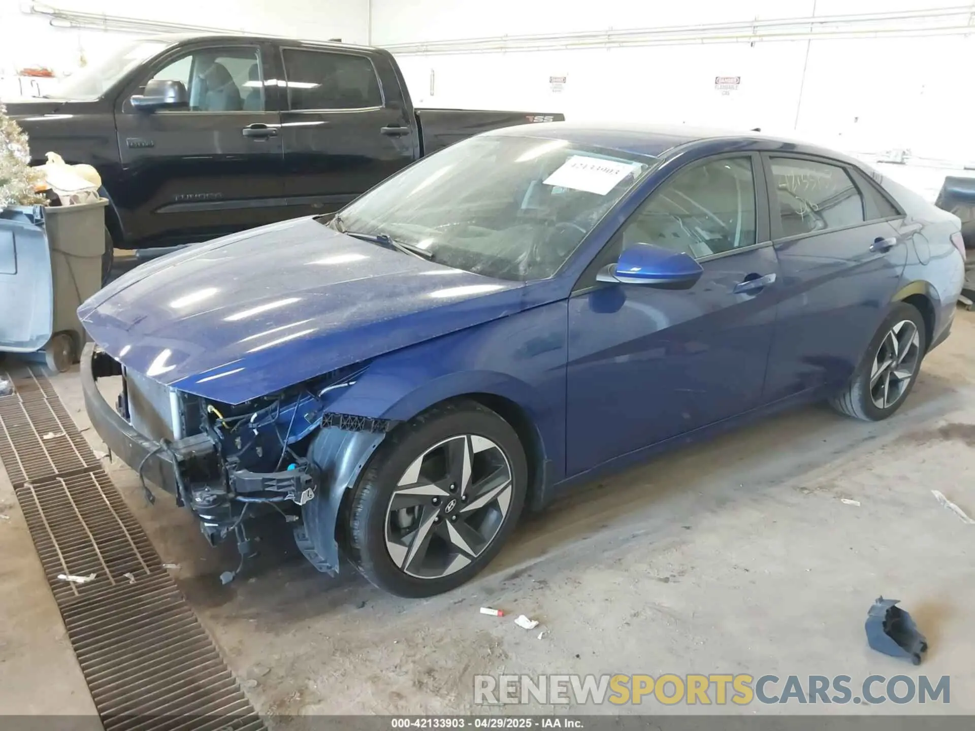 2 Photograph of a damaged car 5NPLS4AG7PH098726 HYUNDAI ELANTRA 2023