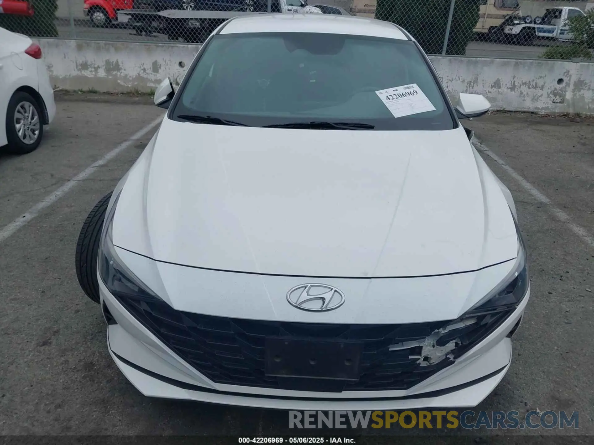 12 Photograph of a damaged car 5NPLS4AG8PH097908 HYUNDAI ELANTRA 2023