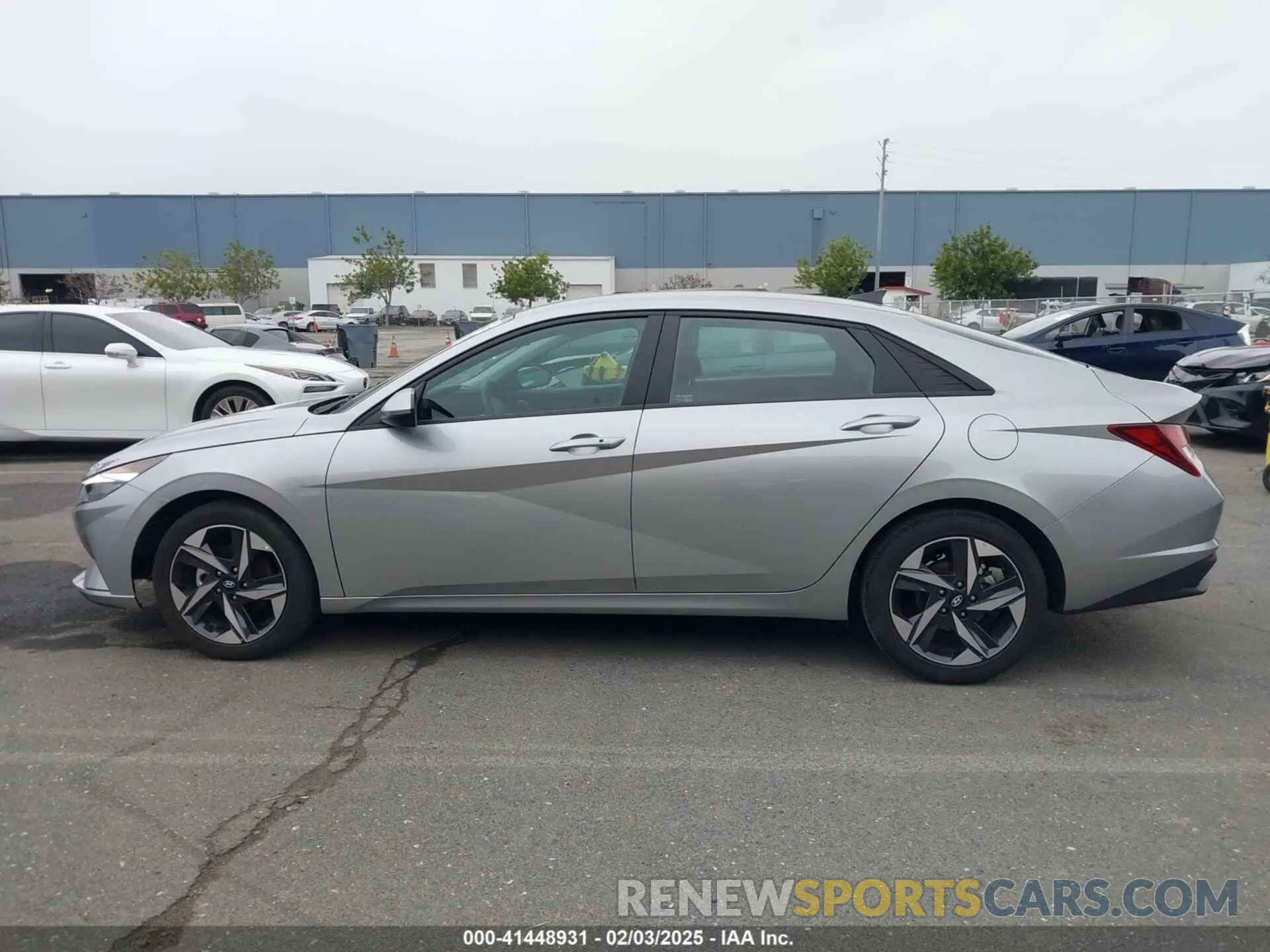 15 Photograph of a damaged car 5NPLS4AG8PH098461 HYUNDAI ELANTRA 2023