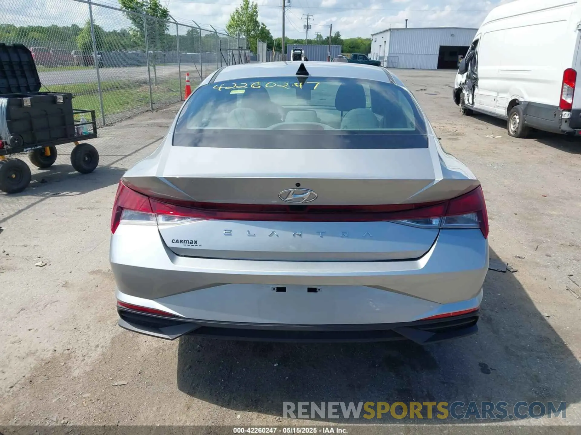17 Photograph of a damaged car 5NPLS4AG8PH112715 HYUNDAI ELANTRA 2023