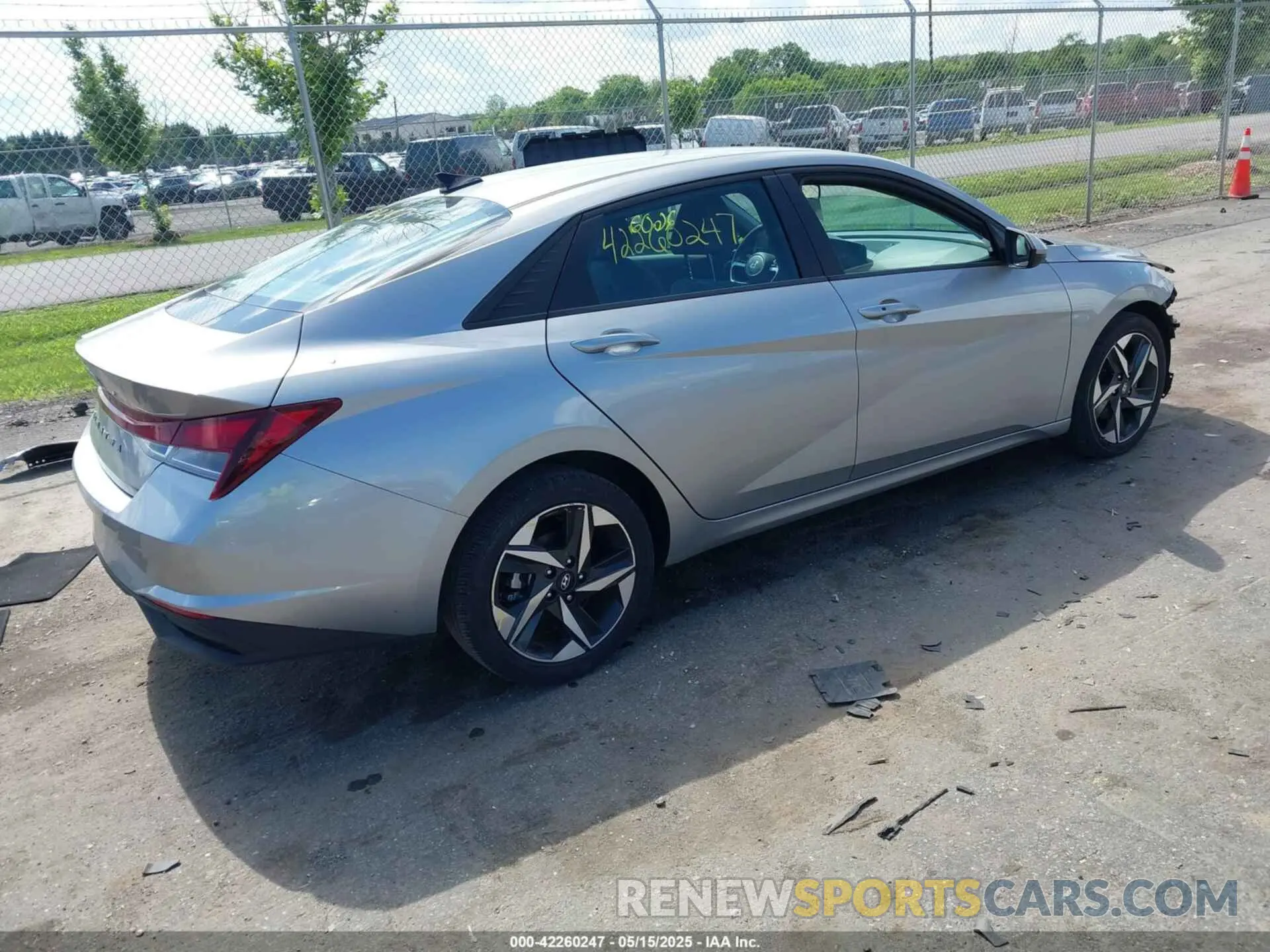4 Photograph of a damaged car 5NPLS4AG8PH112715 HYUNDAI ELANTRA 2023