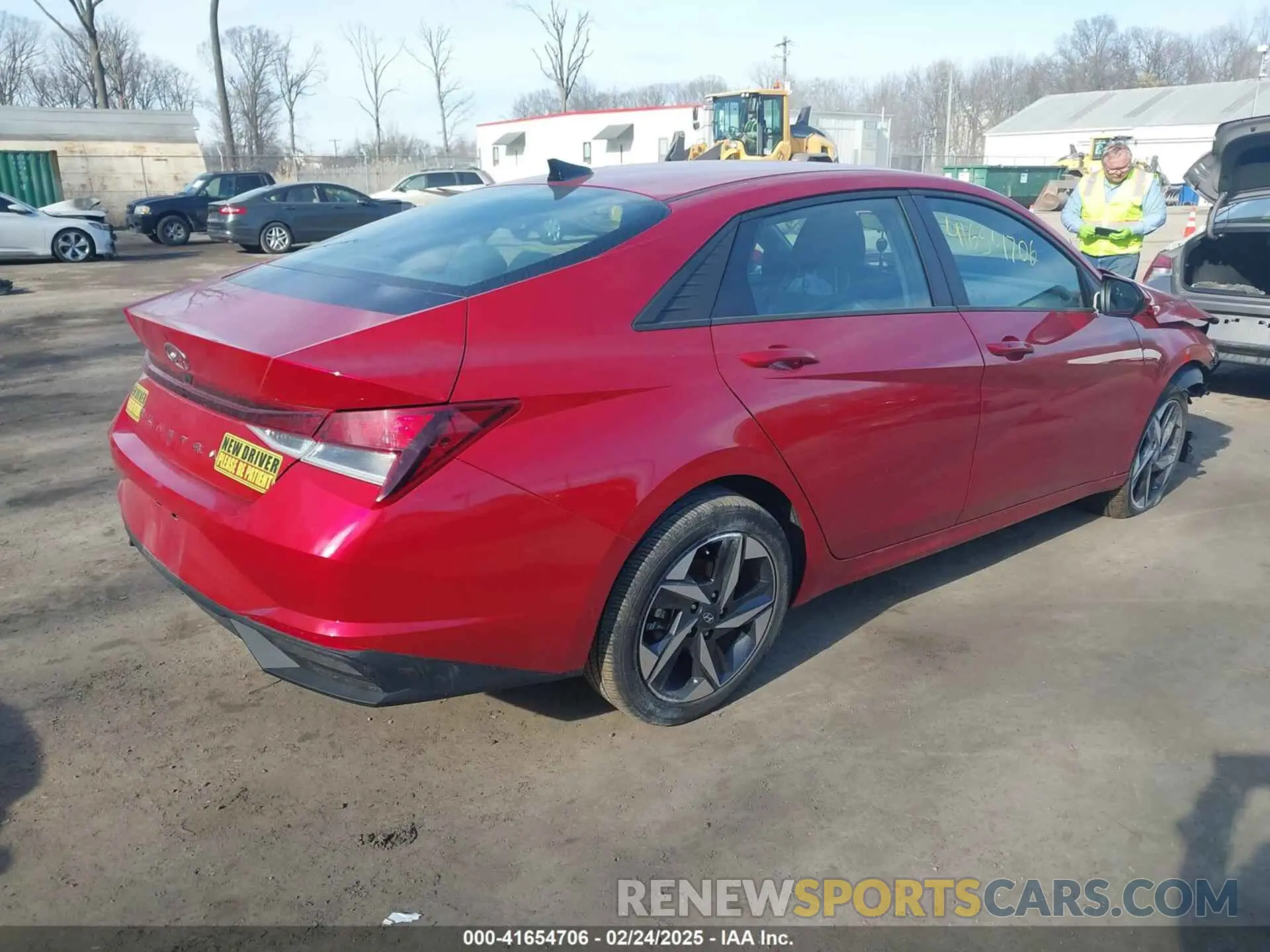 4 Photograph of a damaged car 5NPLS4AG9PH099487 HYUNDAI ELANTRA 2023