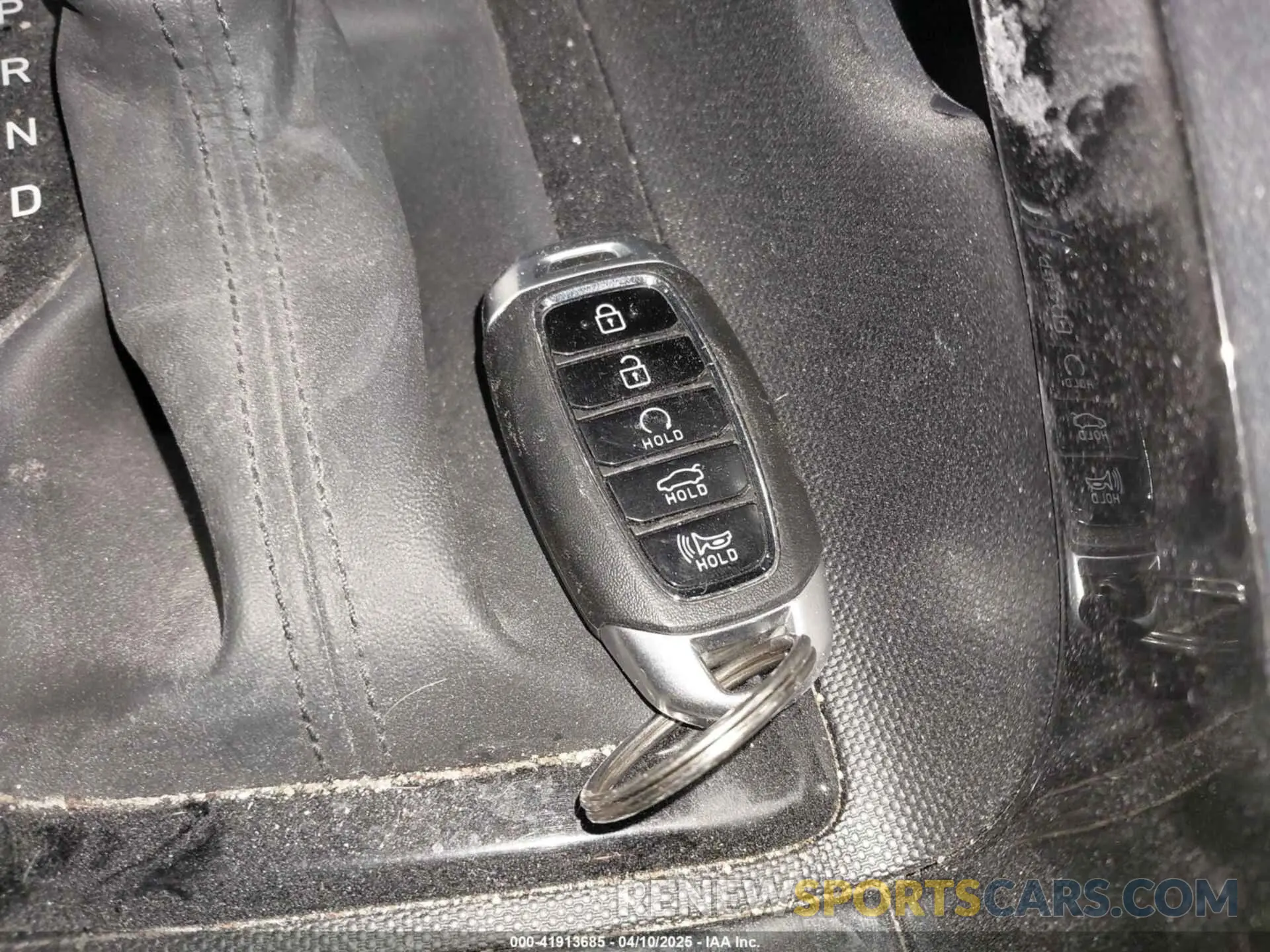11 Photograph of a damaged car 5NPLS4AG9PH106096 HYUNDAI ELANTRA 2023