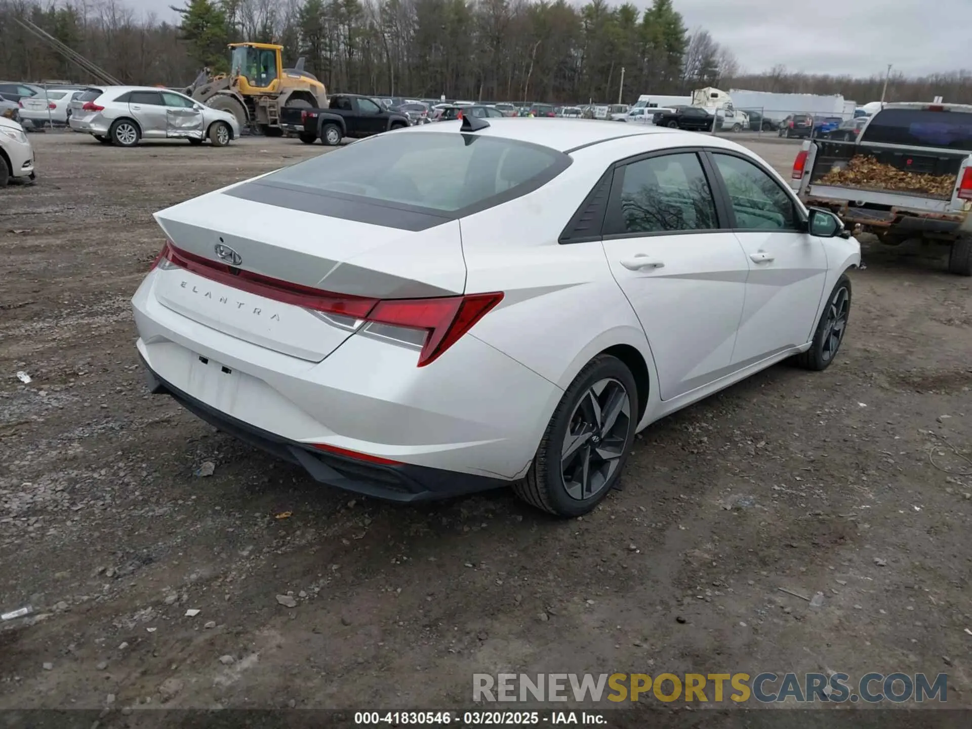 4 Photograph of a damaged car 5NPLS4AGXPH086277 HYUNDAI ELANTRA 2023