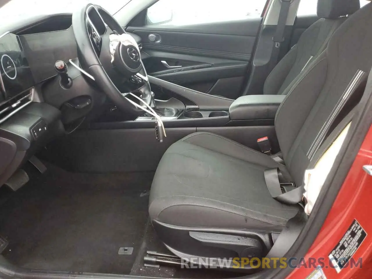 7 Photograph of a damaged car 5NPLS4AGXPH106480 HYUNDAI ELANTRA 2023