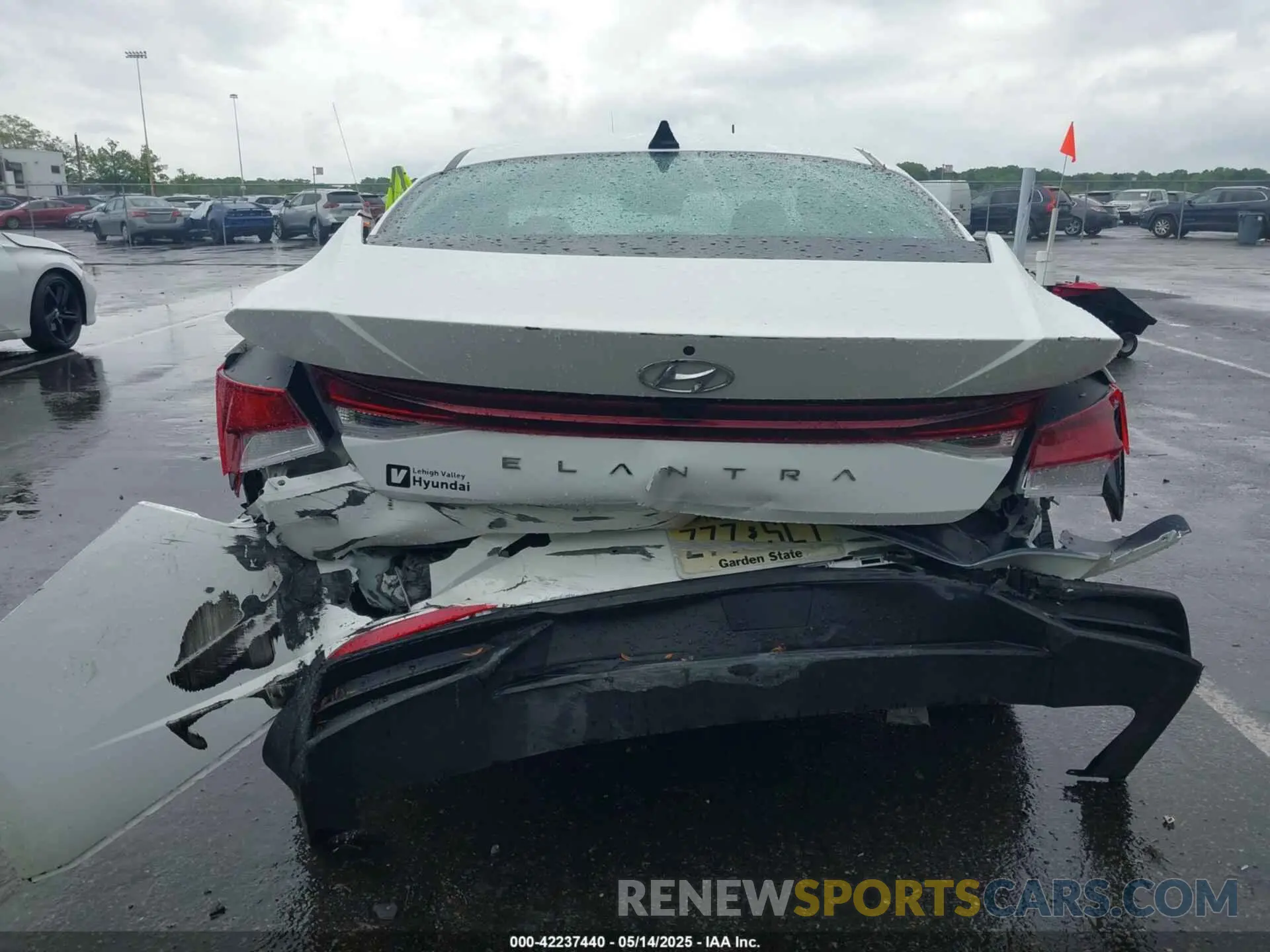 15 Photograph of a damaged car 5NPLS4AGXPH113946 HYUNDAI ELANTRA 2023