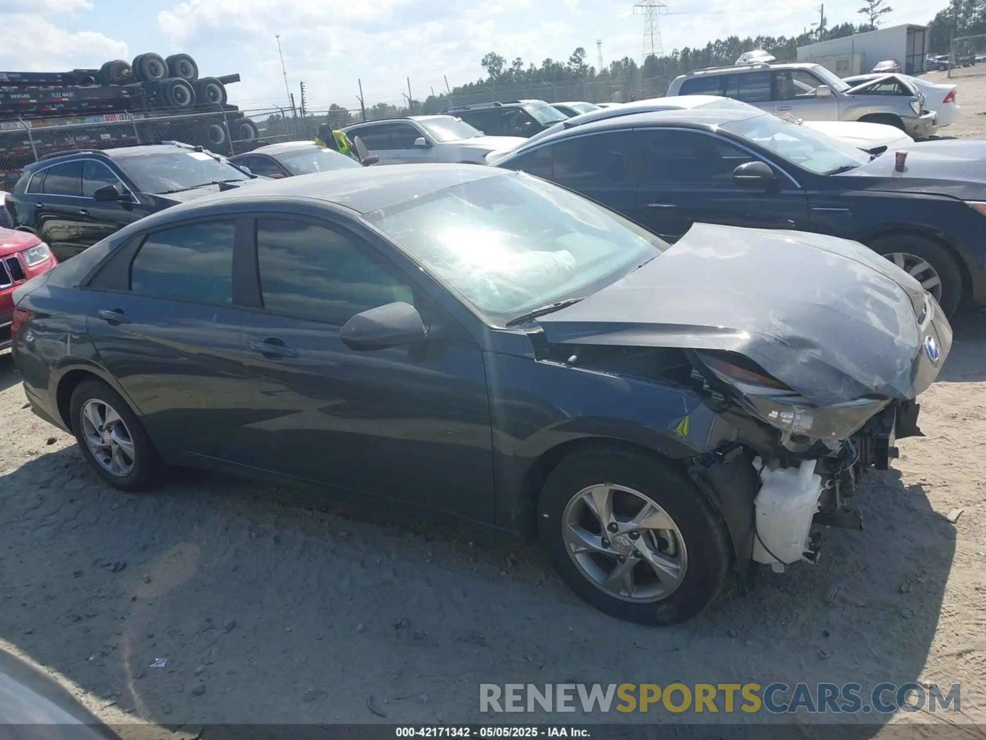 13 Photograph of a damaged car KMHLL4AG2PU631807 HYUNDAI ELANTRA 2023