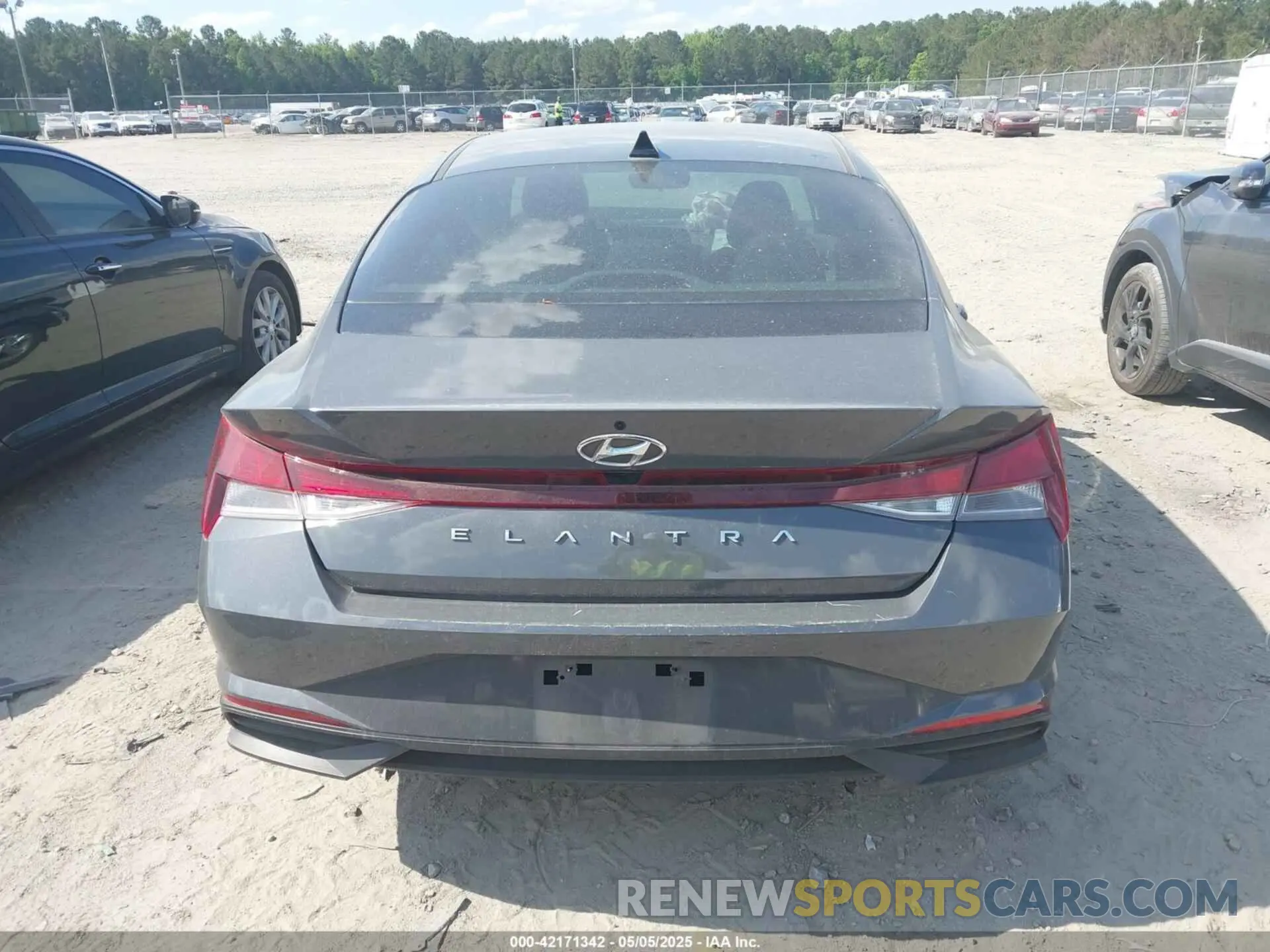 16 Photograph of a damaged car KMHLL4AG2PU631807 HYUNDAI ELANTRA 2023