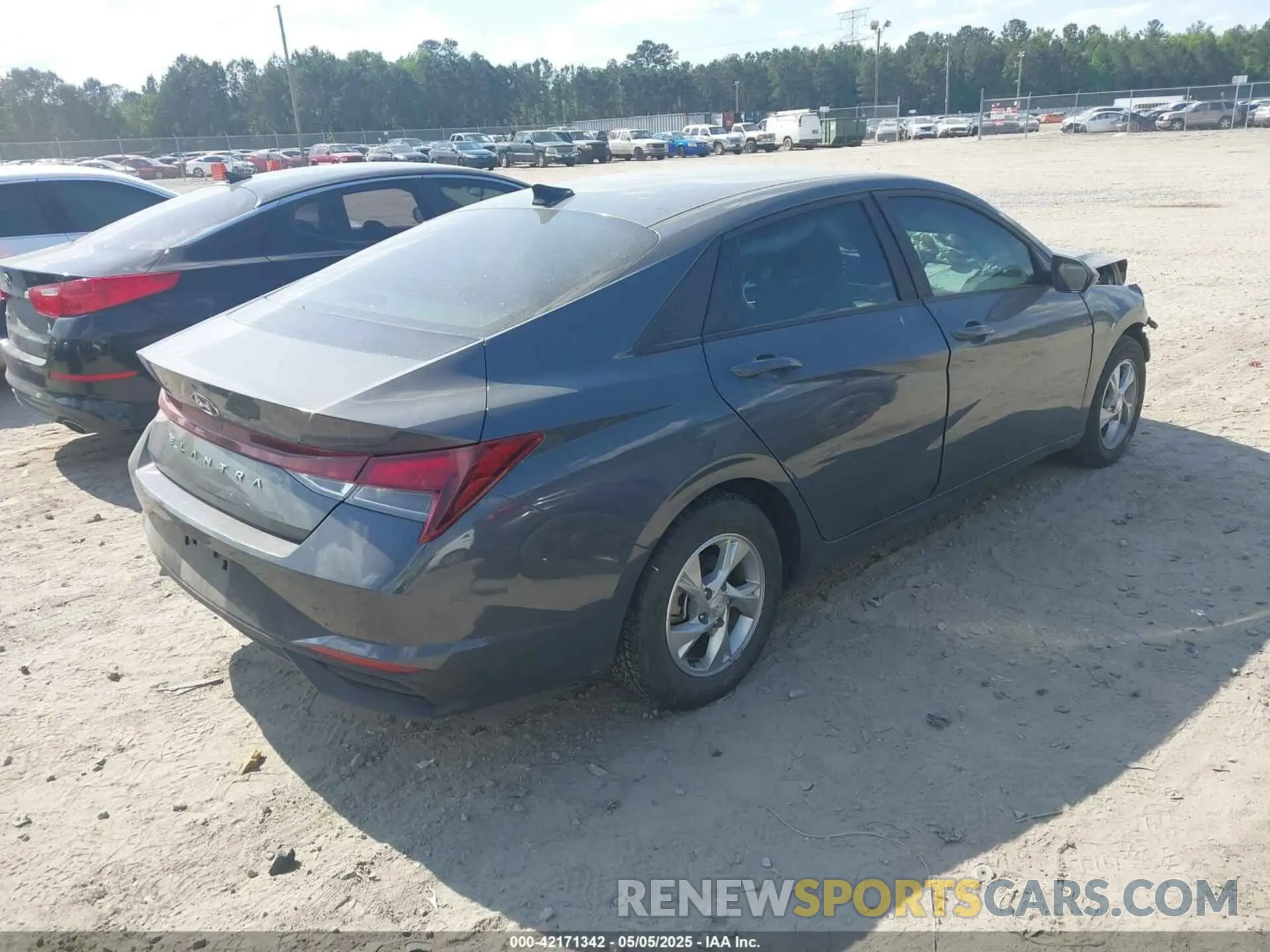4 Photograph of a damaged car KMHLL4AG2PU631807 HYUNDAI ELANTRA 2023