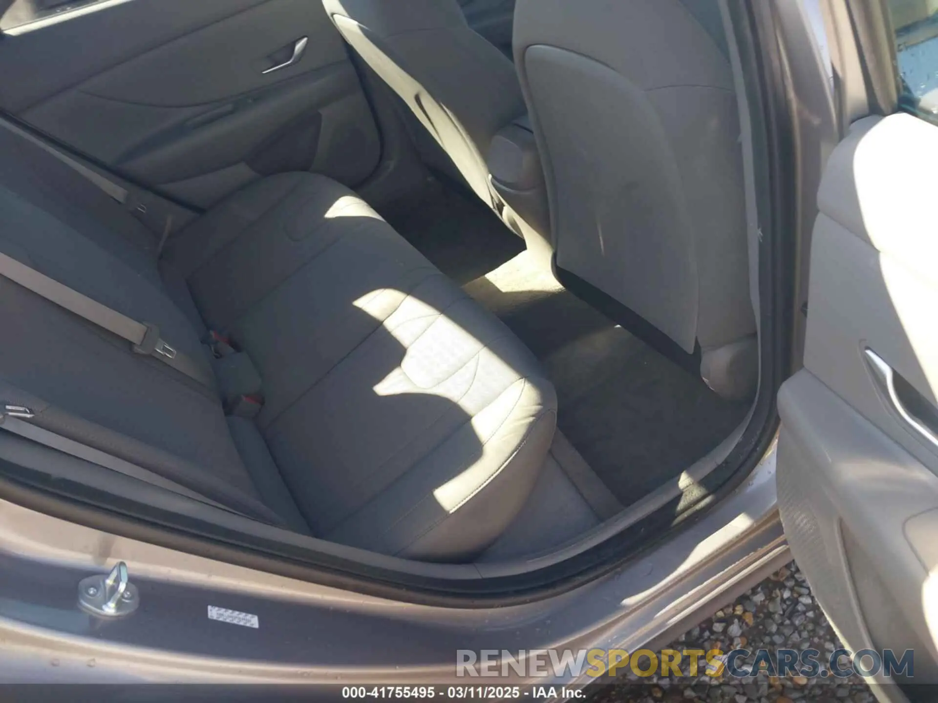 8 Photograph of a damaged car KMHLL4AG3PU540268 HYUNDAI ELANTRA 2023