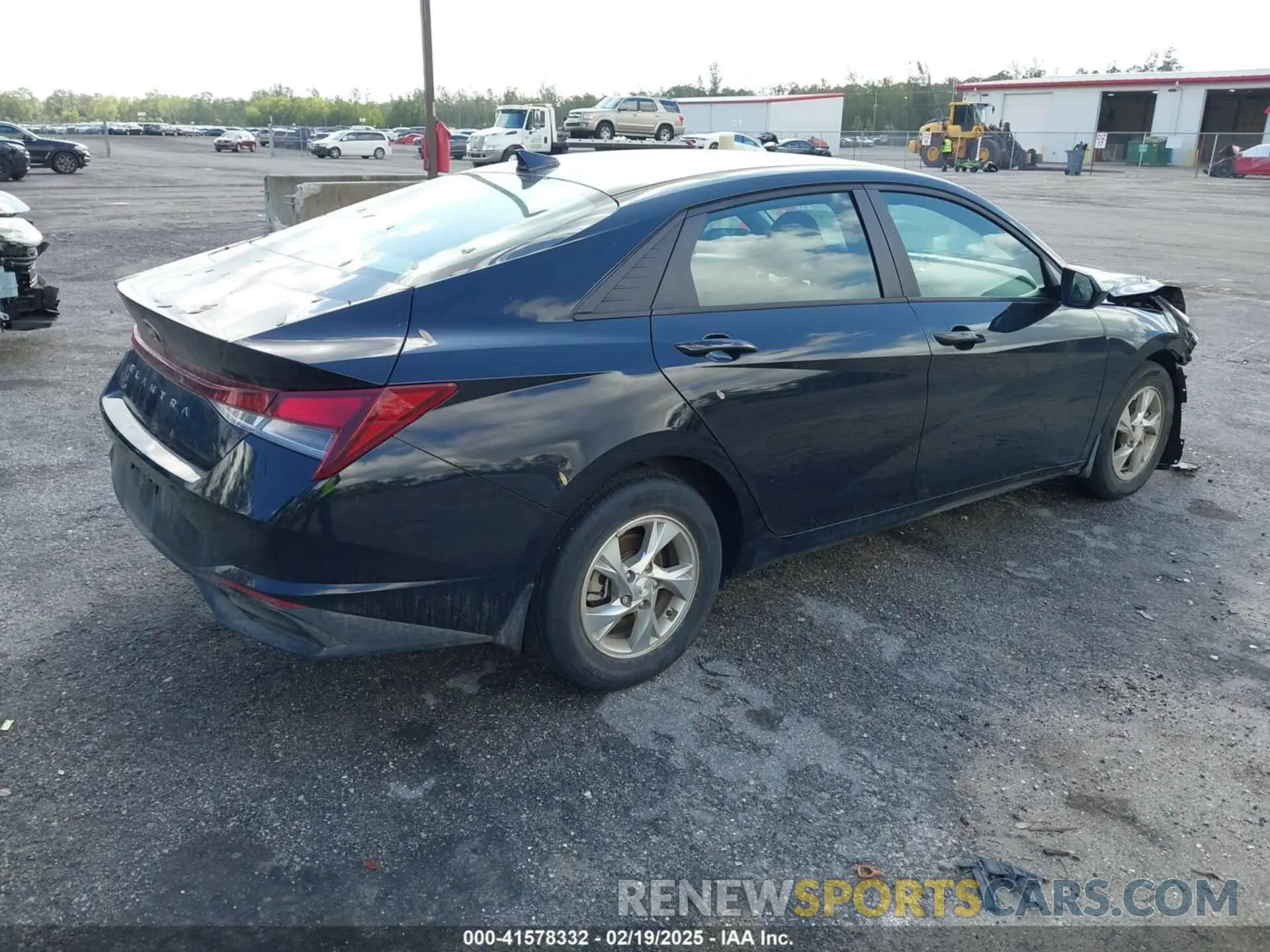 4 Photograph of a damaged car KMHLL4AG9PU574439 HYUNDAI ELANTRA 2023