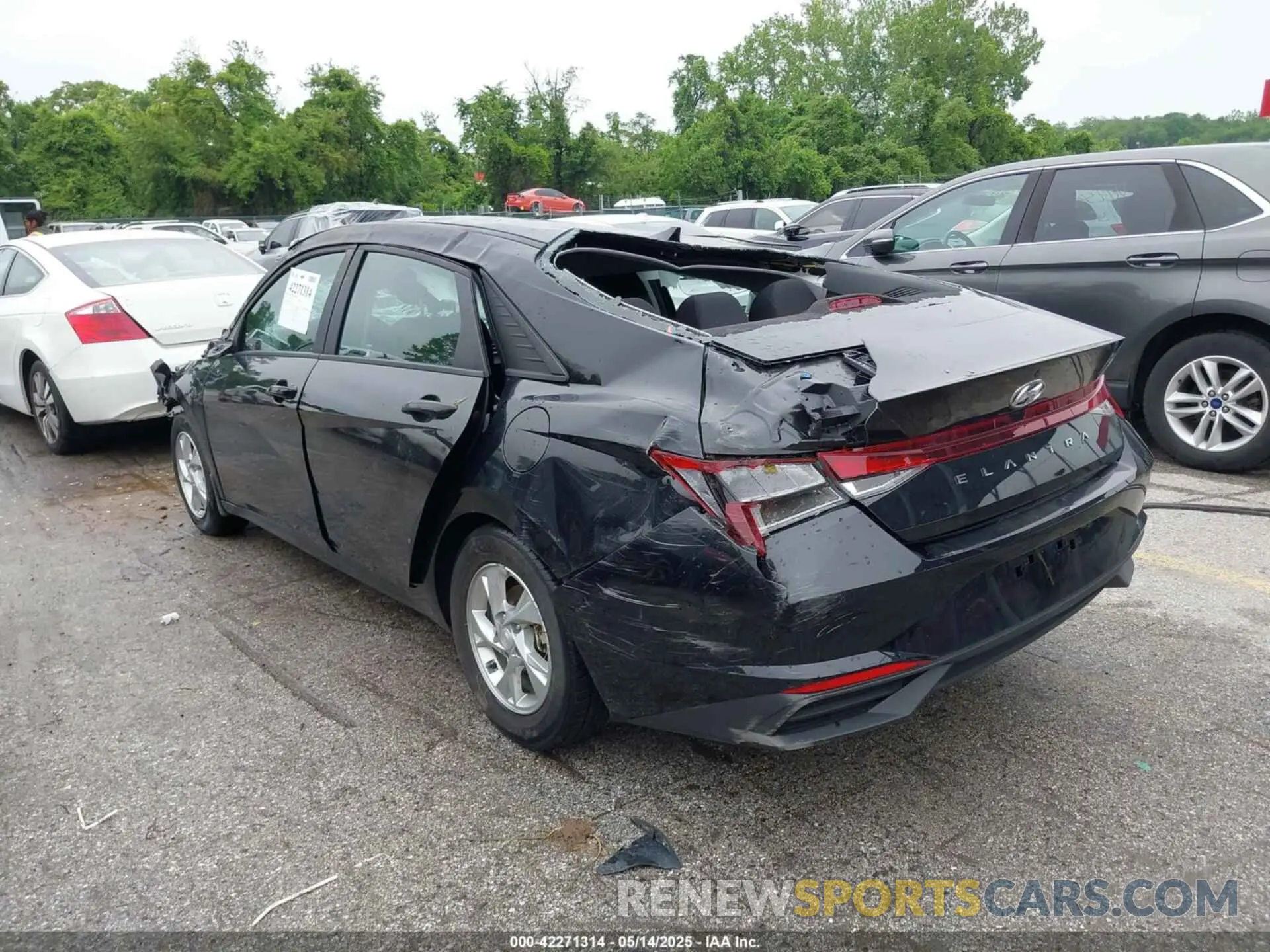3 Photograph of a damaged car KMHLL4AG9PU629570 HYUNDAI ELANTRA 2023