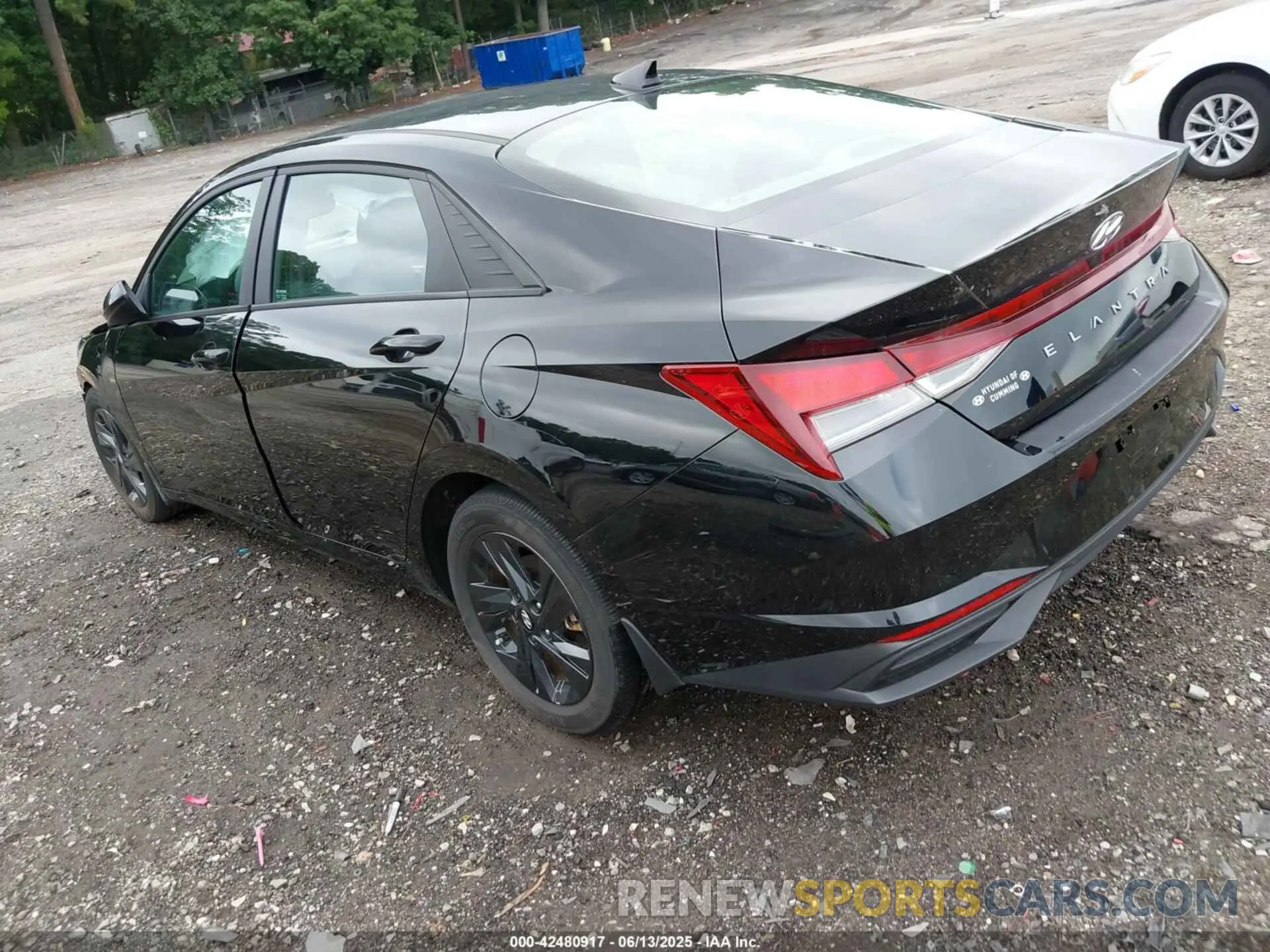 3 Photograph of a damaged car KMHLM4AG0PU386275 HYUNDAI ELANTRA 2023