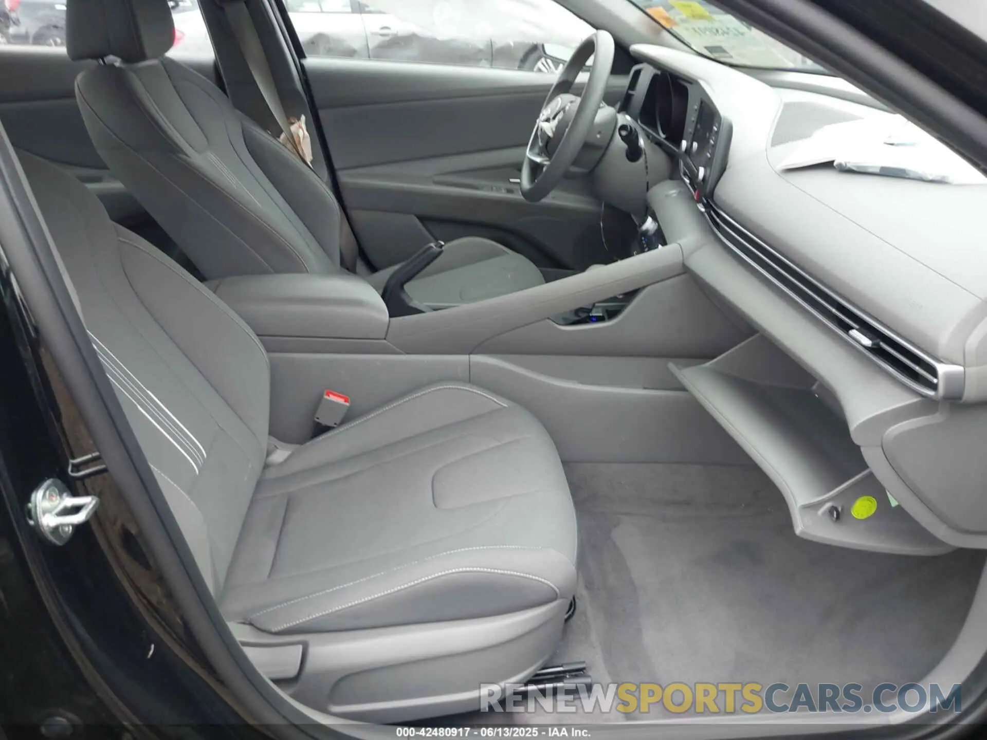 5 Photograph of a damaged car KMHLM4AG0PU386275 HYUNDAI ELANTRA 2023