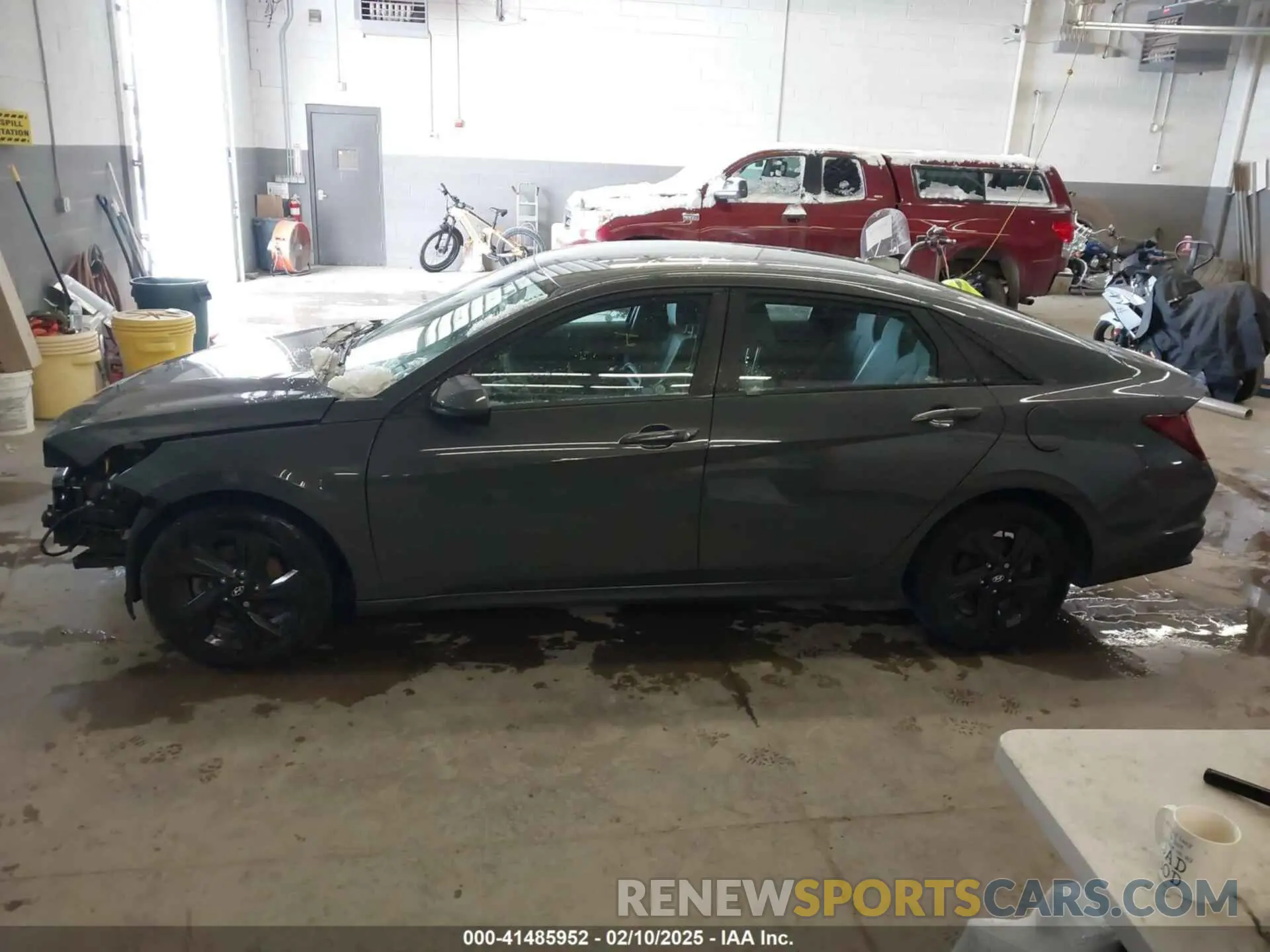 15 Photograph of a damaged car KMHLM4AG0PU581583 HYUNDAI ELANTRA 2023