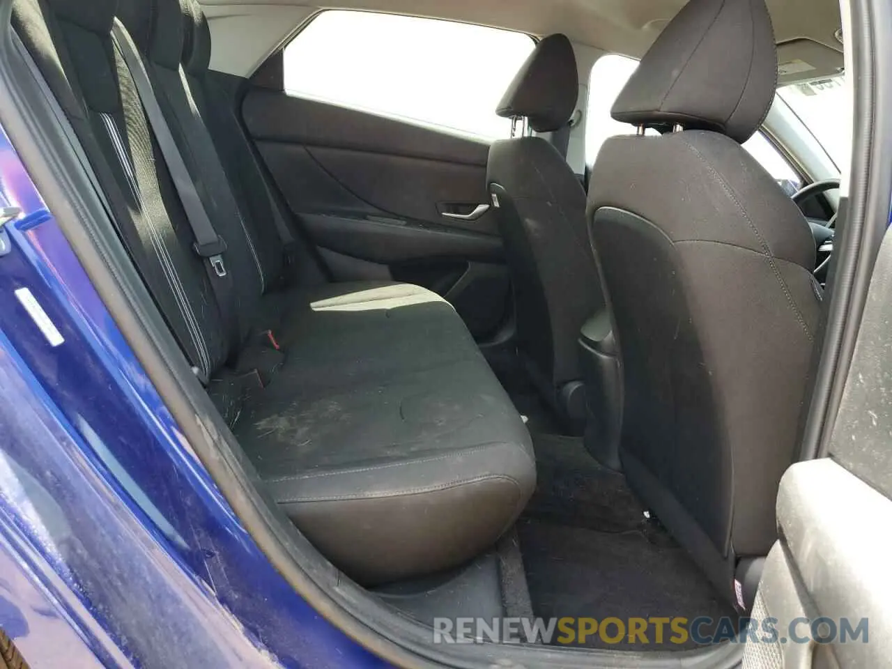10 Photograph of a damaged car KMHLM4AG0PU582359 HYUNDAI ELANTRA 2023