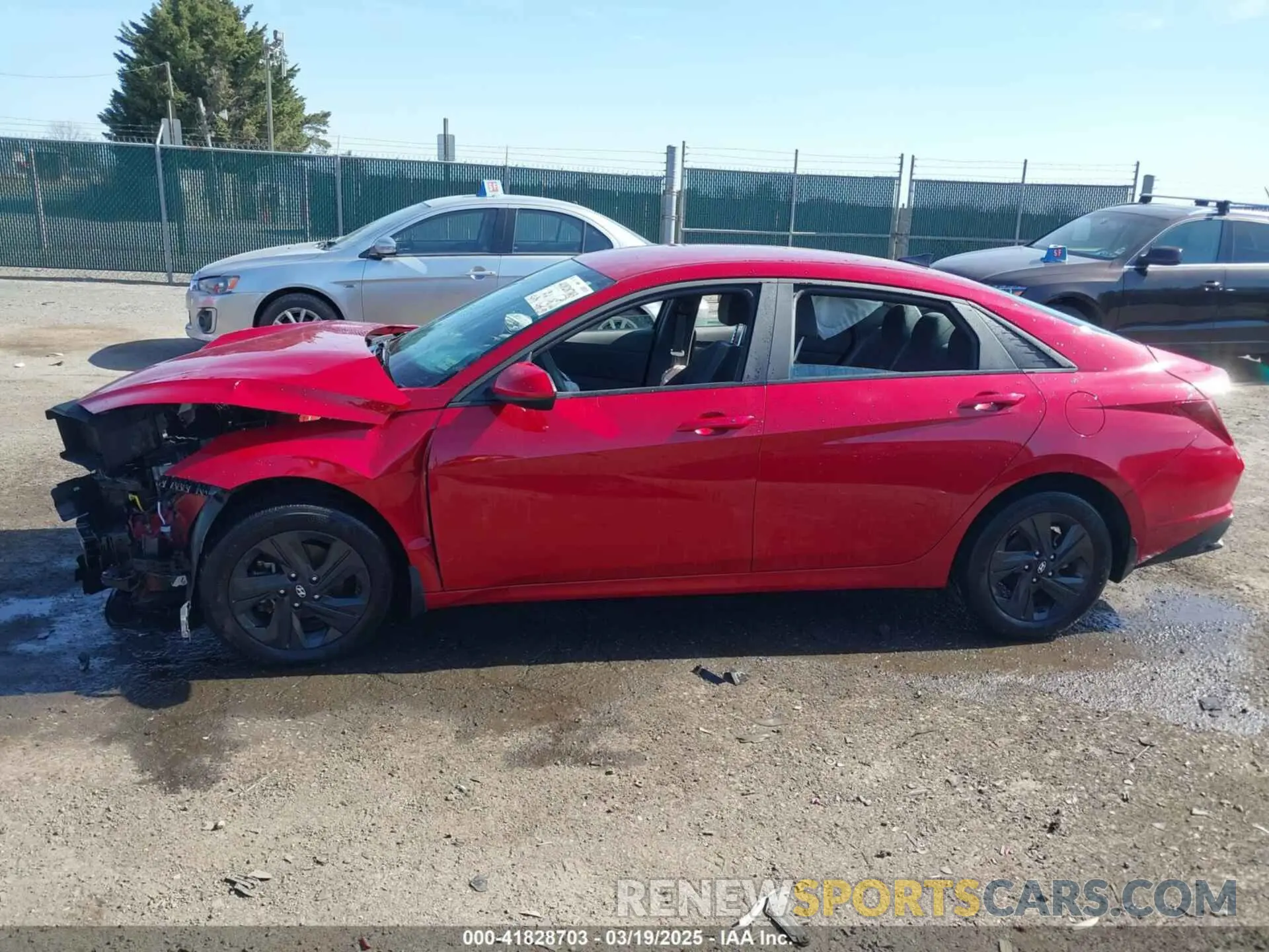 14 Photograph of a damaged car KMHLM4AG1PU431675 HYUNDAI ELANTRA 2023