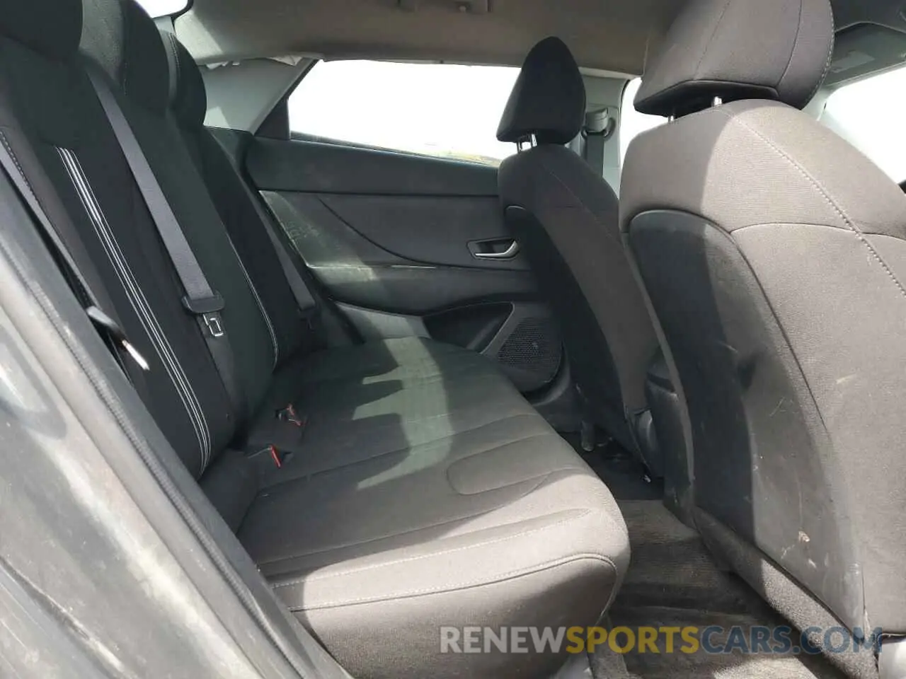 10 Photograph of a damaged car KMHLM4AG1PU594326 HYUNDAI ELANTRA 2023