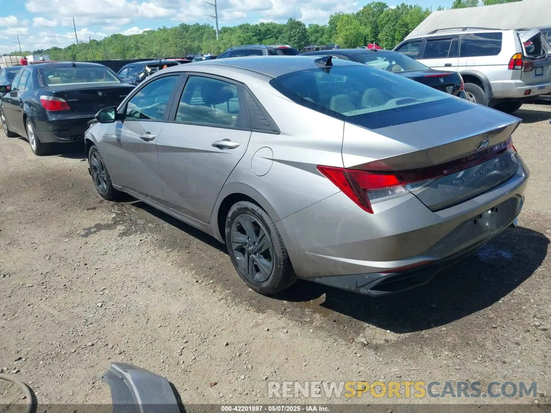 3 Photograph of a damaged car KMHLM4AG2PU379294 HYUNDAI ELANTRA 2023