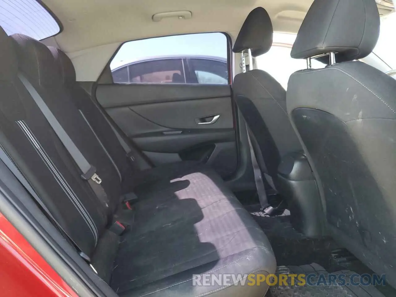 10 Photograph of a damaged car KMHLM4AG2PU384799 HYUNDAI ELANTRA 2023