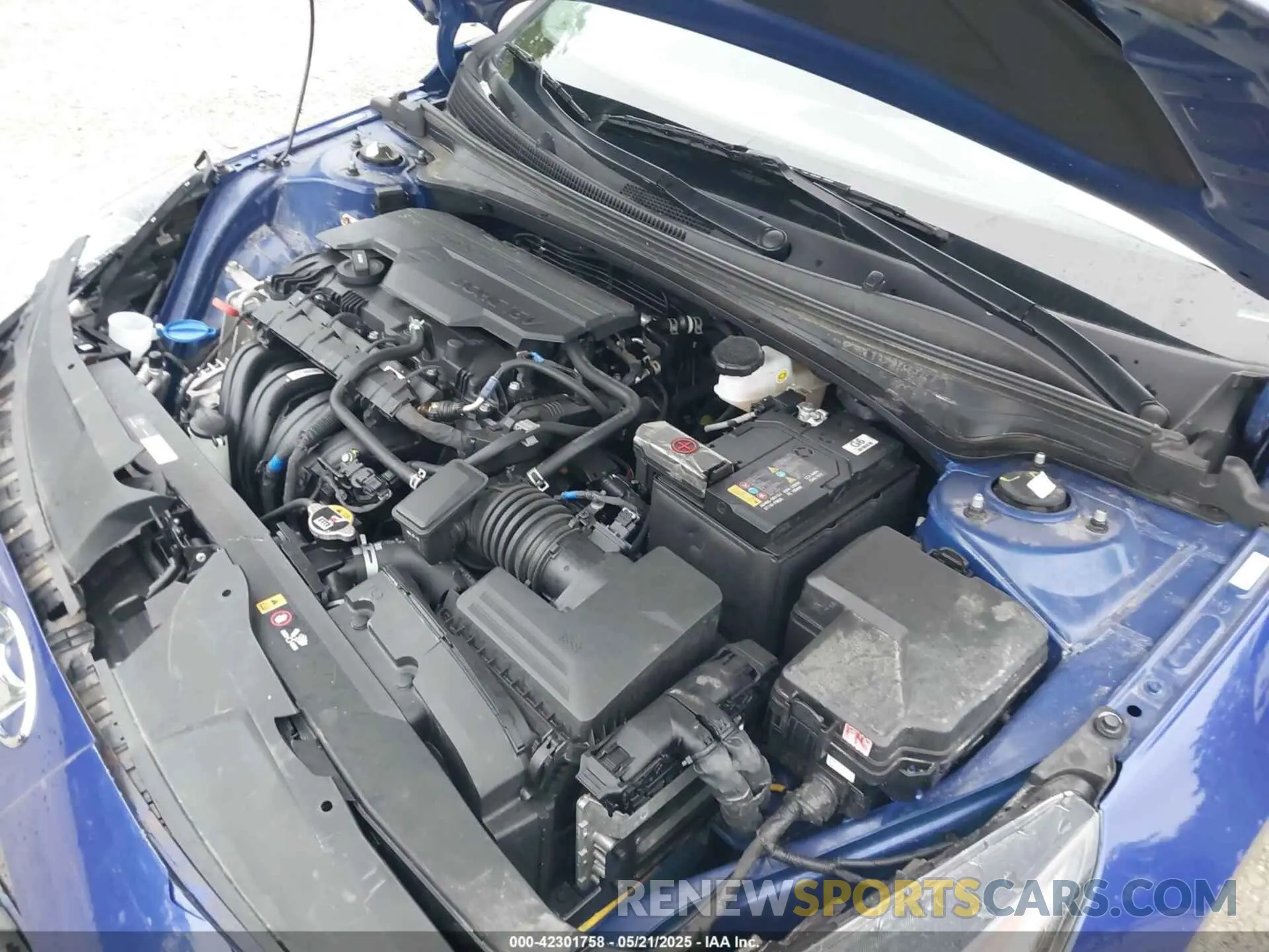 10 Photograph of a damaged car KMHLM4AG2PU414903 HYUNDAI ELANTRA 2023