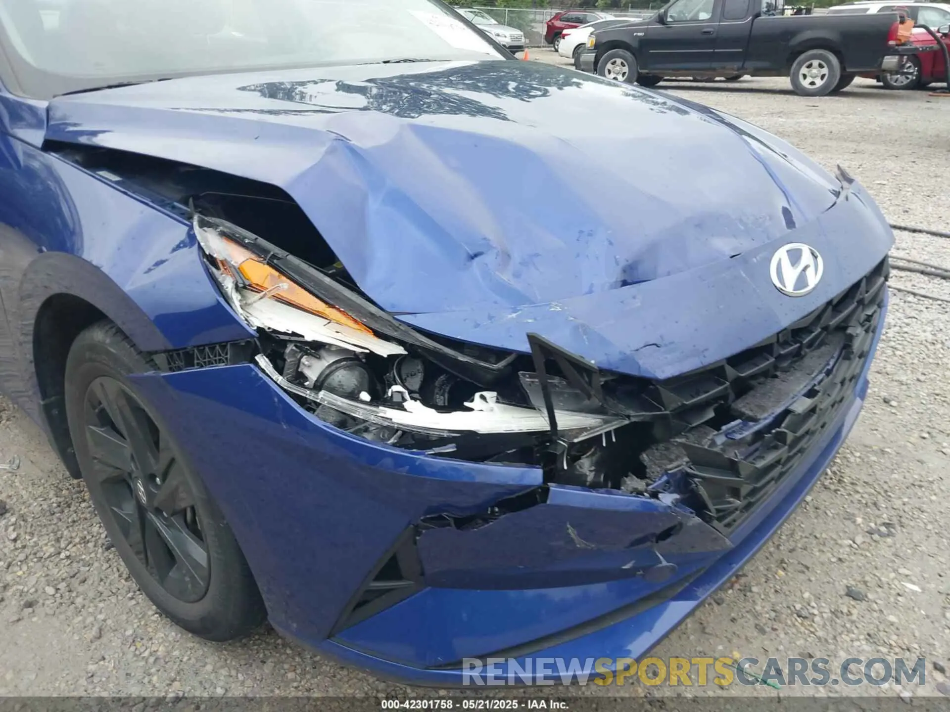19 Photograph of a damaged car KMHLM4AG2PU414903 HYUNDAI ELANTRA 2023