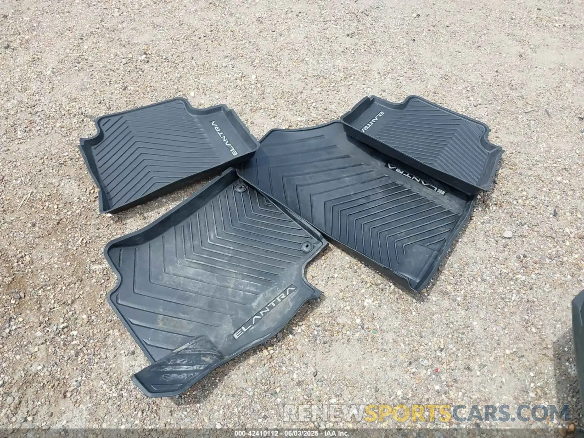 12 Photograph of a damaged car KMHLM4AG2PU606810 HYUNDAI ELANTRA 2023