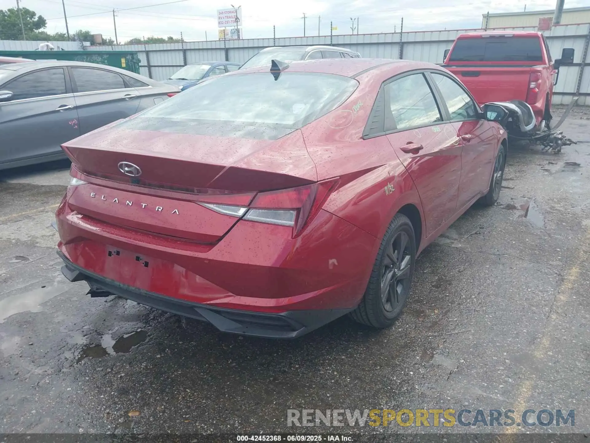 4 Photograph of a damaged car KMHLM4AG2PU611571 HYUNDAI ELANTRA 2023