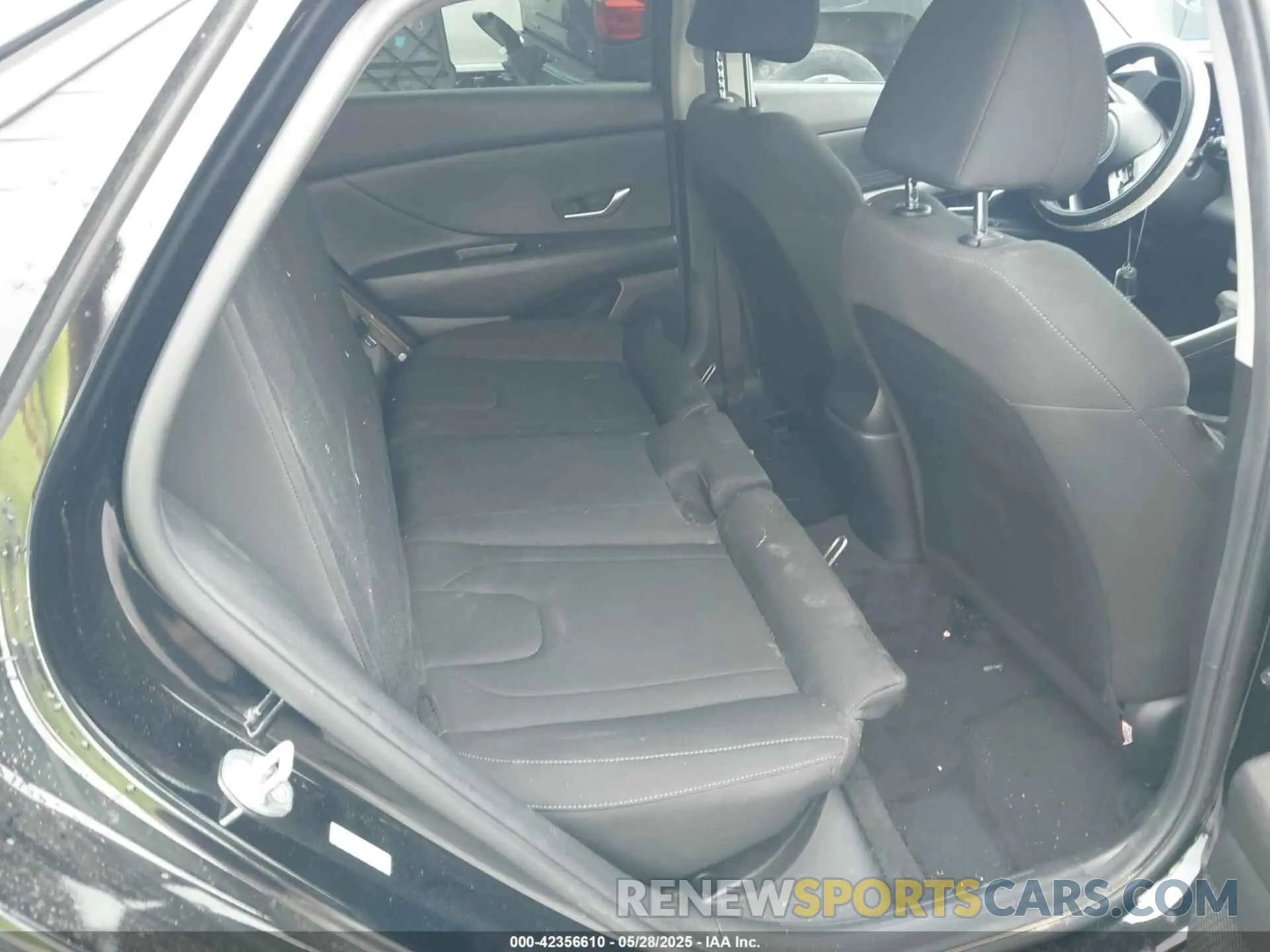 8 Photograph of a damaged car KMHLM4AG3PU375352 HYUNDAI ELANTRA 2023