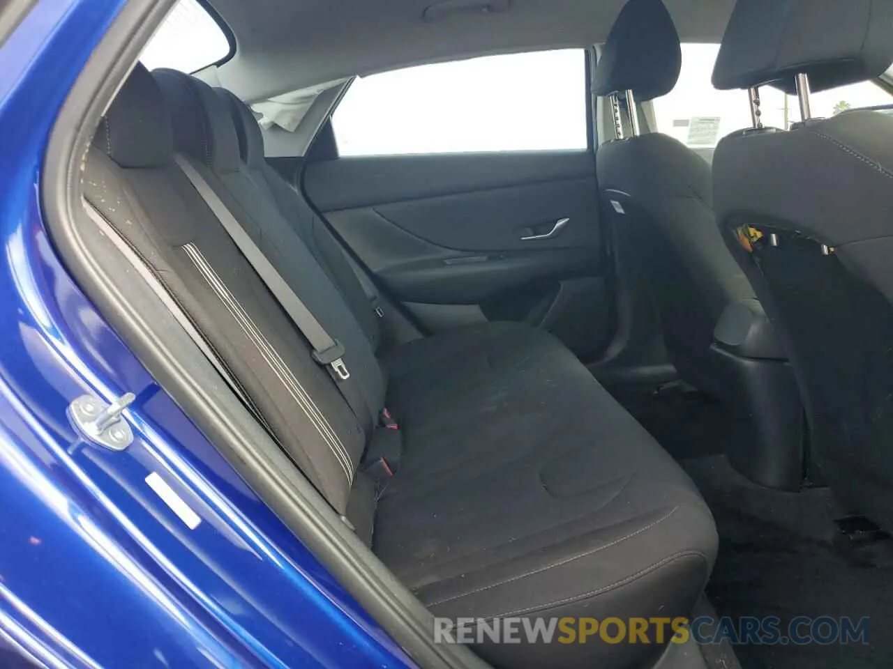 10 Photograph of a damaged car KMHLM4AG3PU579410 HYUNDAI ELANTRA 2023