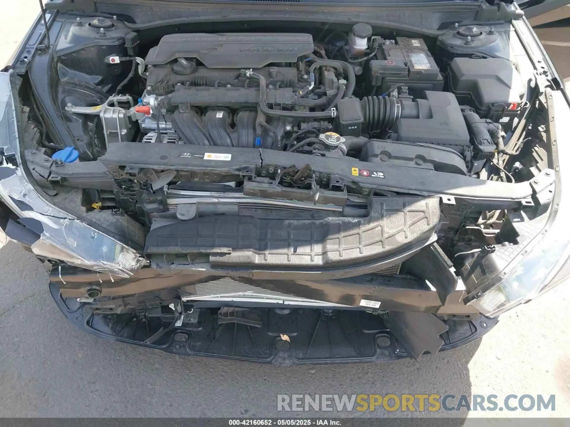 10 Photograph of a damaged car KMHLM4AG3PU602085 HYUNDAI ELANTRA 2023