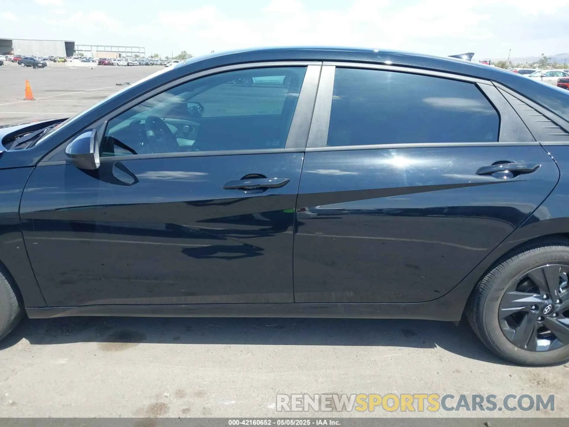 15 Photograph of a damaged car KMHLM4AG3PU602085 HYUNDAI ELANTRA 2023