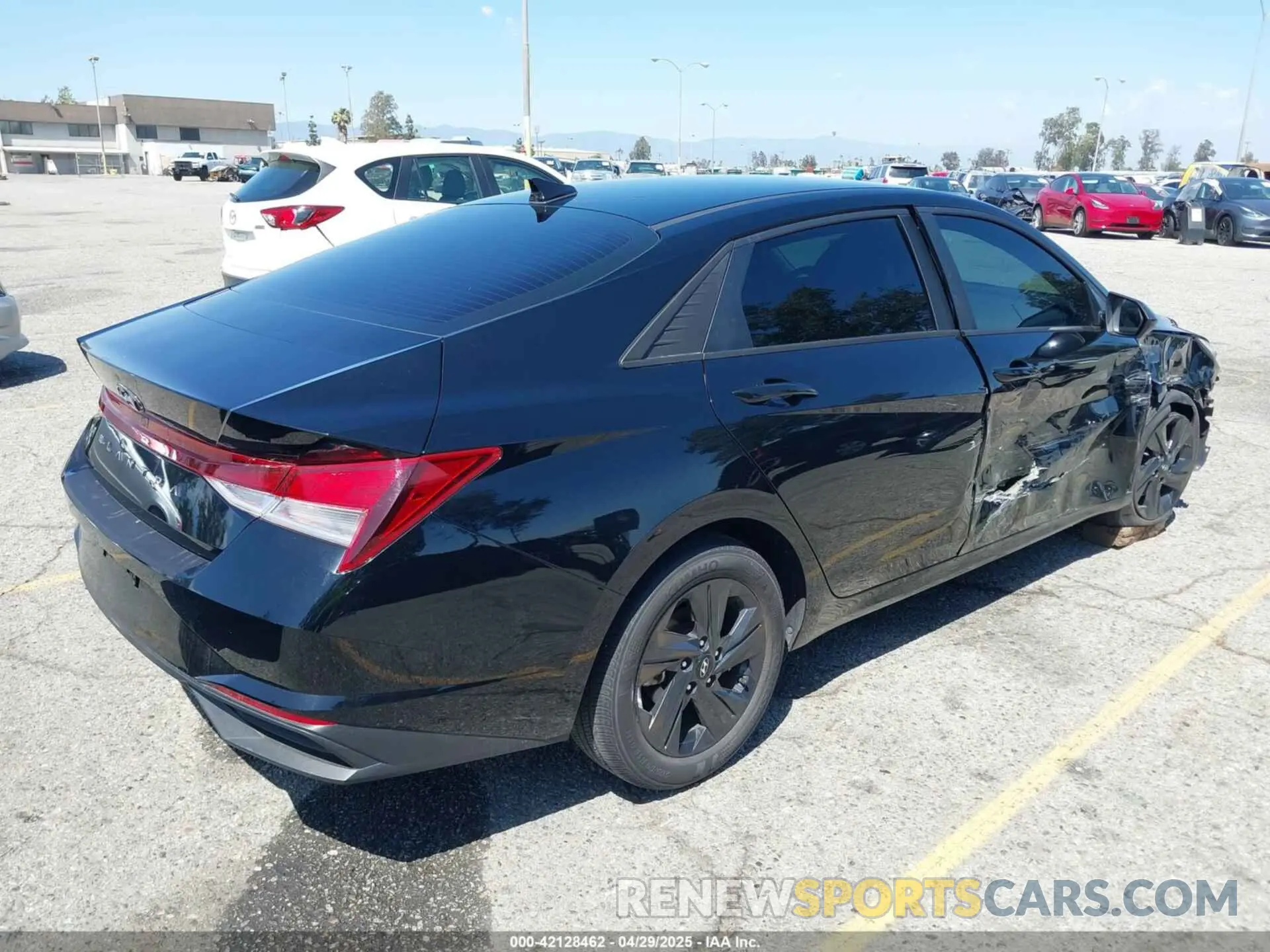 4 Photograph of a damaged car KMHLM4AG4PU371990 HYUNDAI ELANTRA 2023