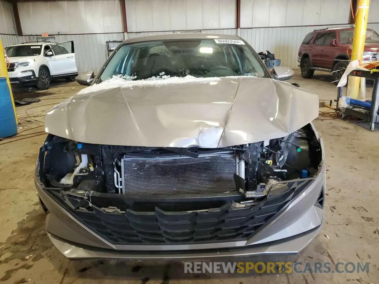 5 Photograph of a damaged car KMHLM4AG4PU495015 HYUNDAI ELANTRA 2023