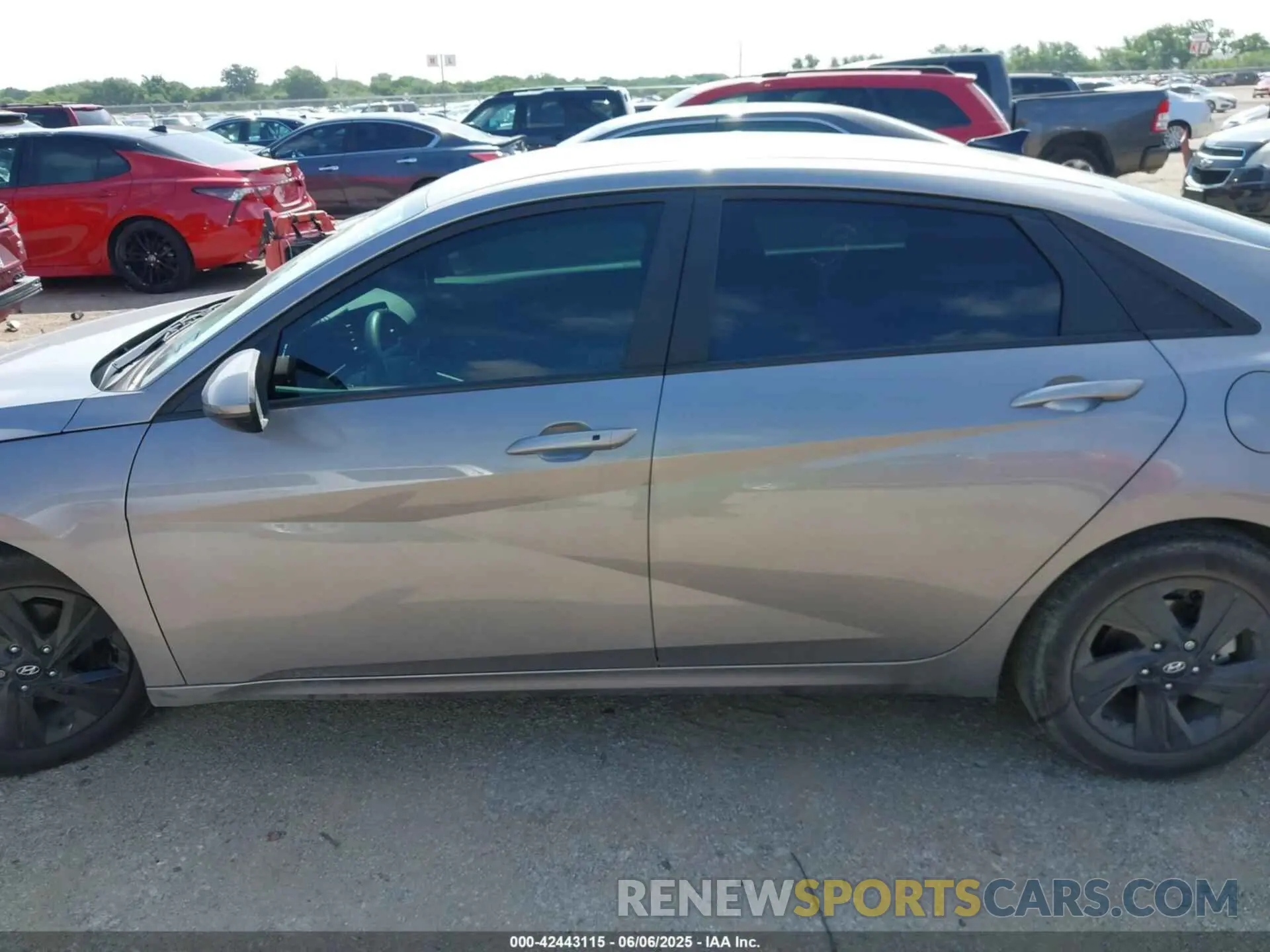 14 Photograph of a damaged car KMHLM4AG4PU520835 HYUNDAI ELANTRA 2023