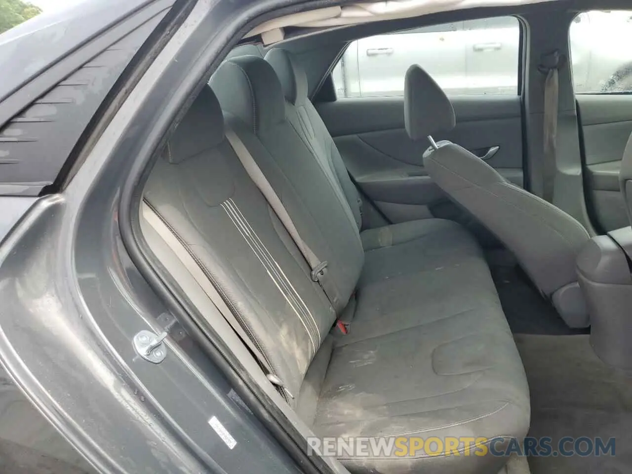 10 Photograph of a damaged car KMHLM4AG4PU627979 HYUNDAI ELANTRA 2023