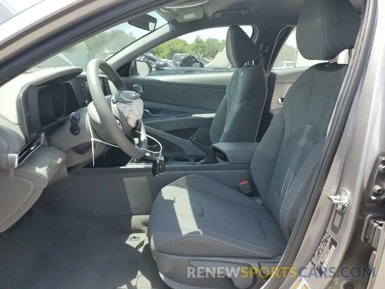 7 Photograph of a damaged car KMHLM4AG5PU525977 HYUNDAI ELANTRA 2023