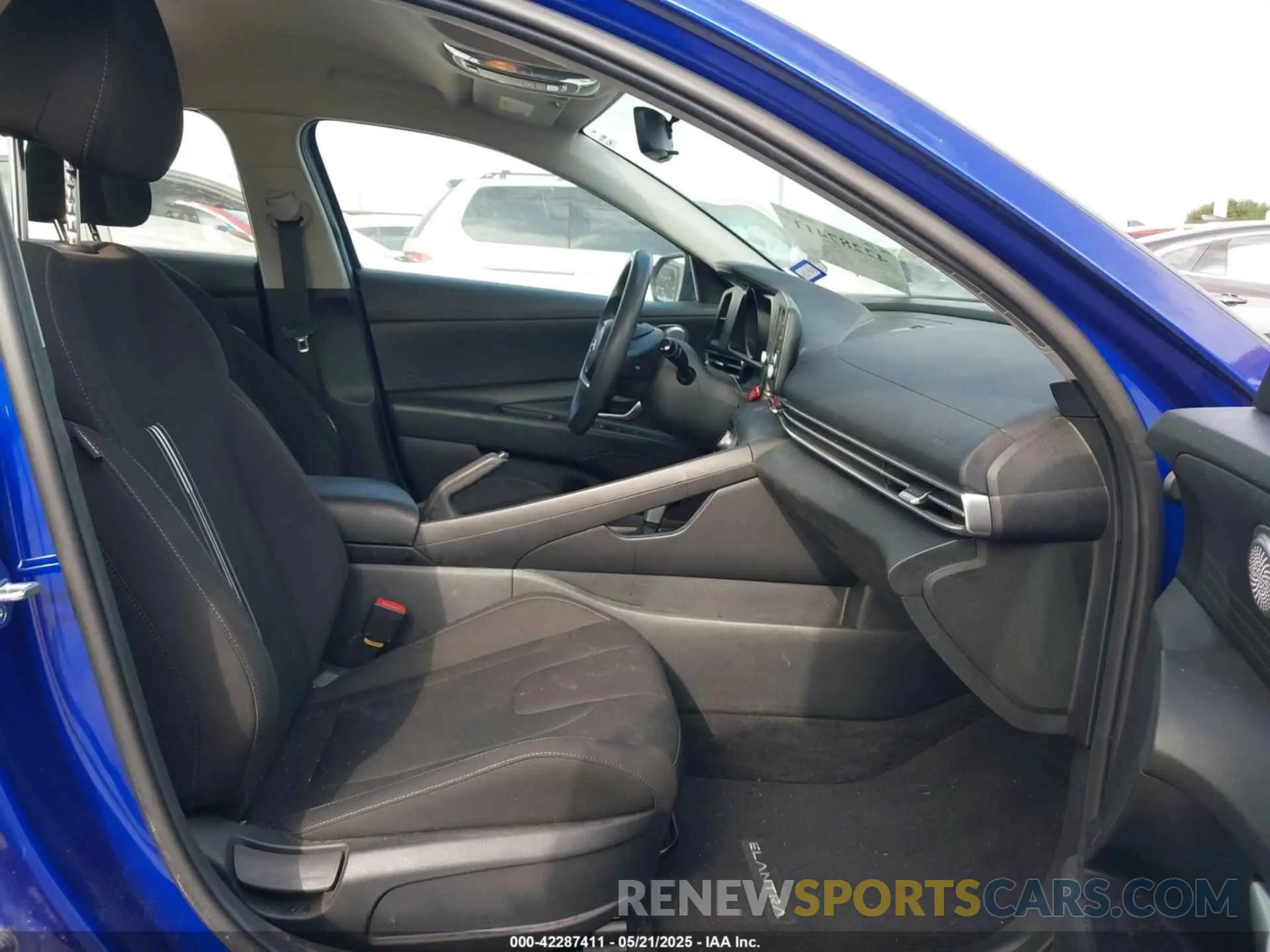 5 Photograph of a damaged car KMHLM4AG5PU539135 HYUNDAI ELANTRA 2023