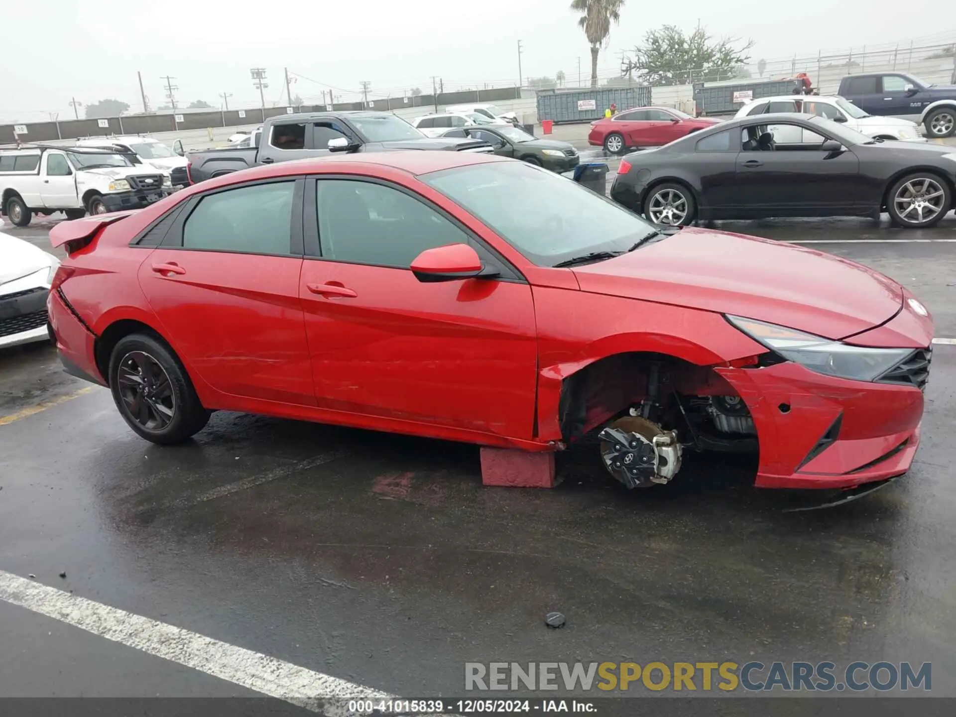 13 Photograph of a damaged car KMHLM4AG6PU391030 HYUNDAI ELANTRA 2023