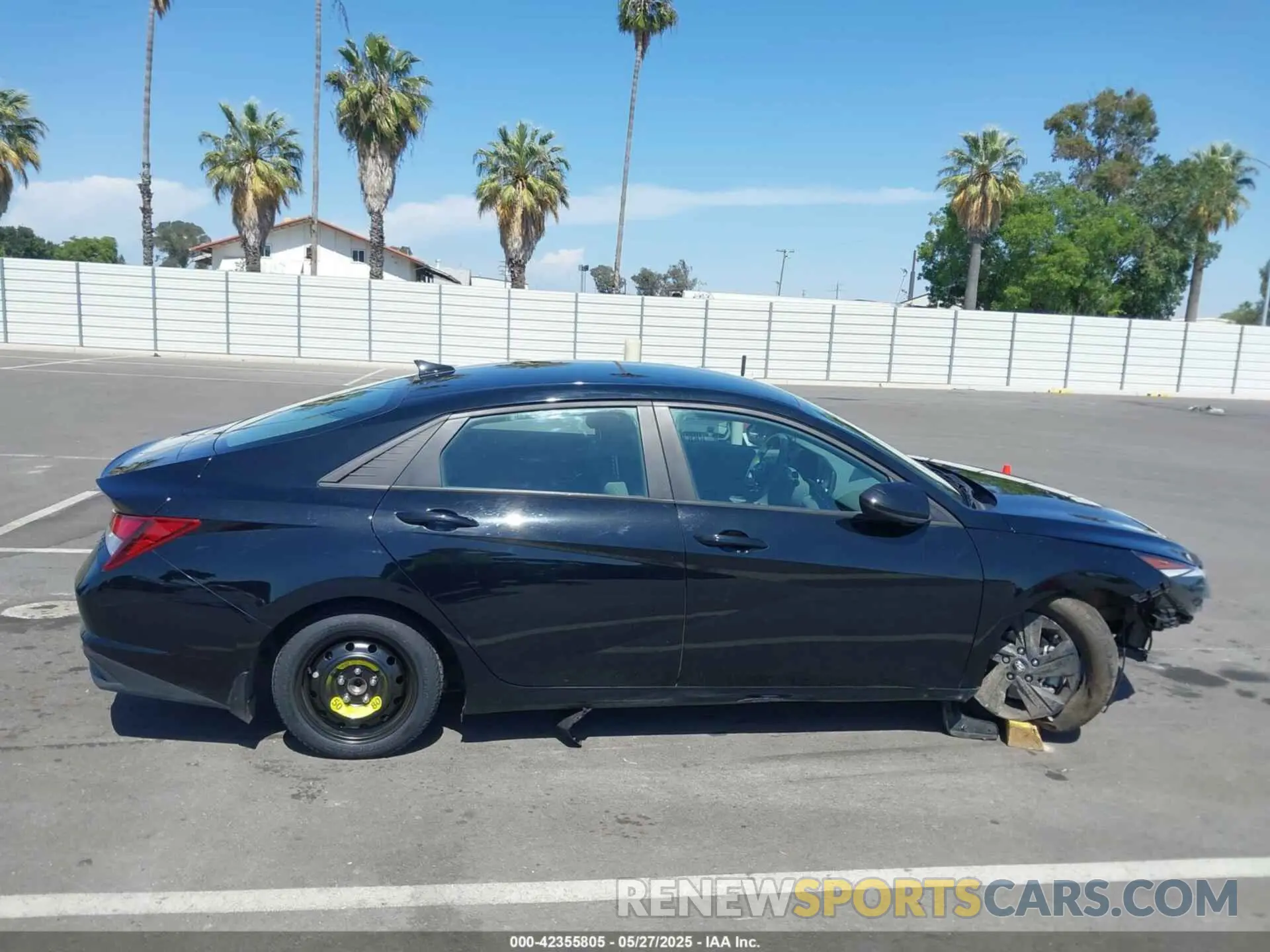 14 Photograph of a damaged car KMHLM4AG6PU512266 HYUNDAI ELANTRA 2023
