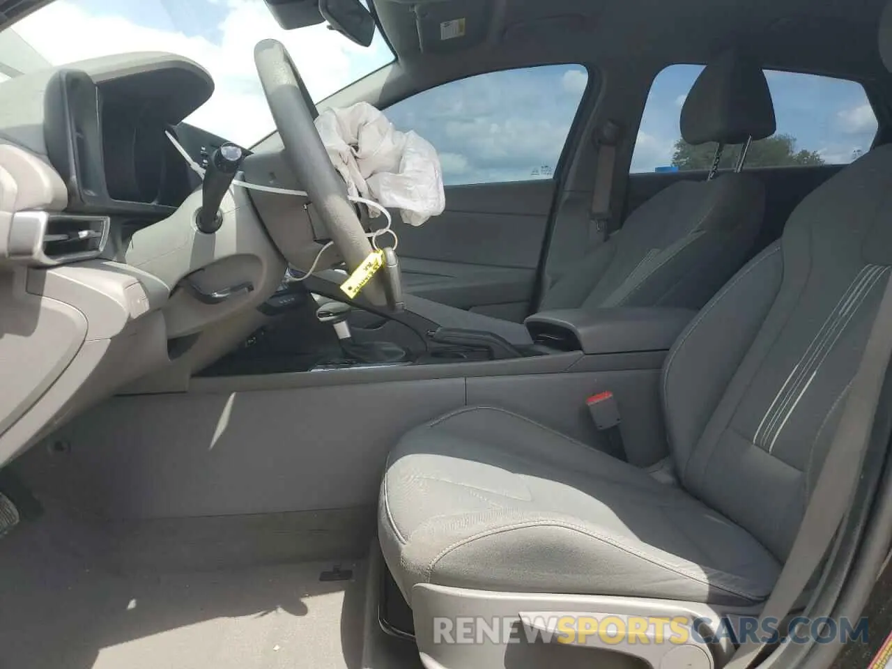 7 Photograph of a damaged car KMHLM4AG6PU531030 HYUNDAI ELANTRA 2023