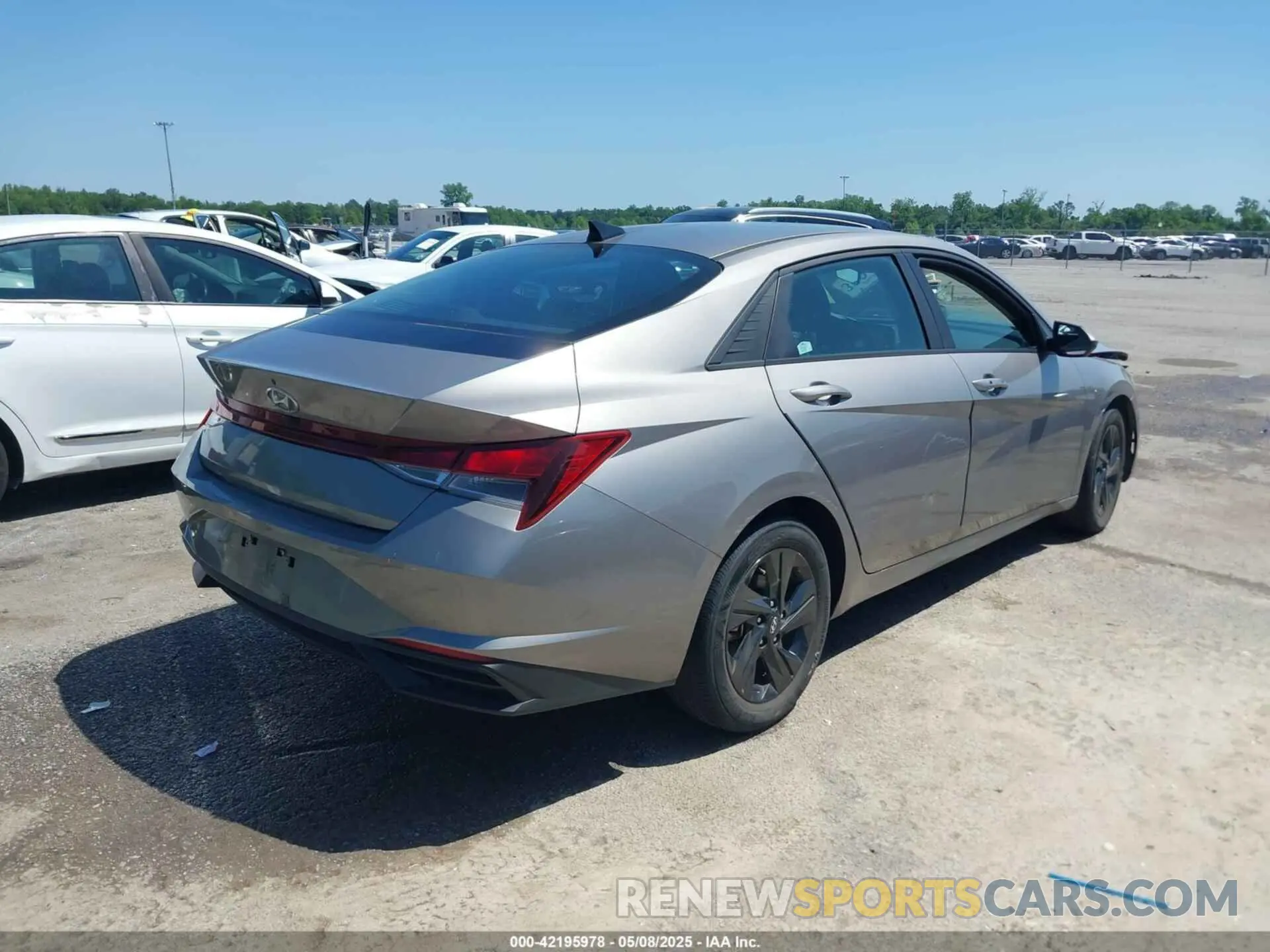 4 Photograph of a damaged car KMHLM4AG8PU381969 HYUNDAI ELANTRA 2023
